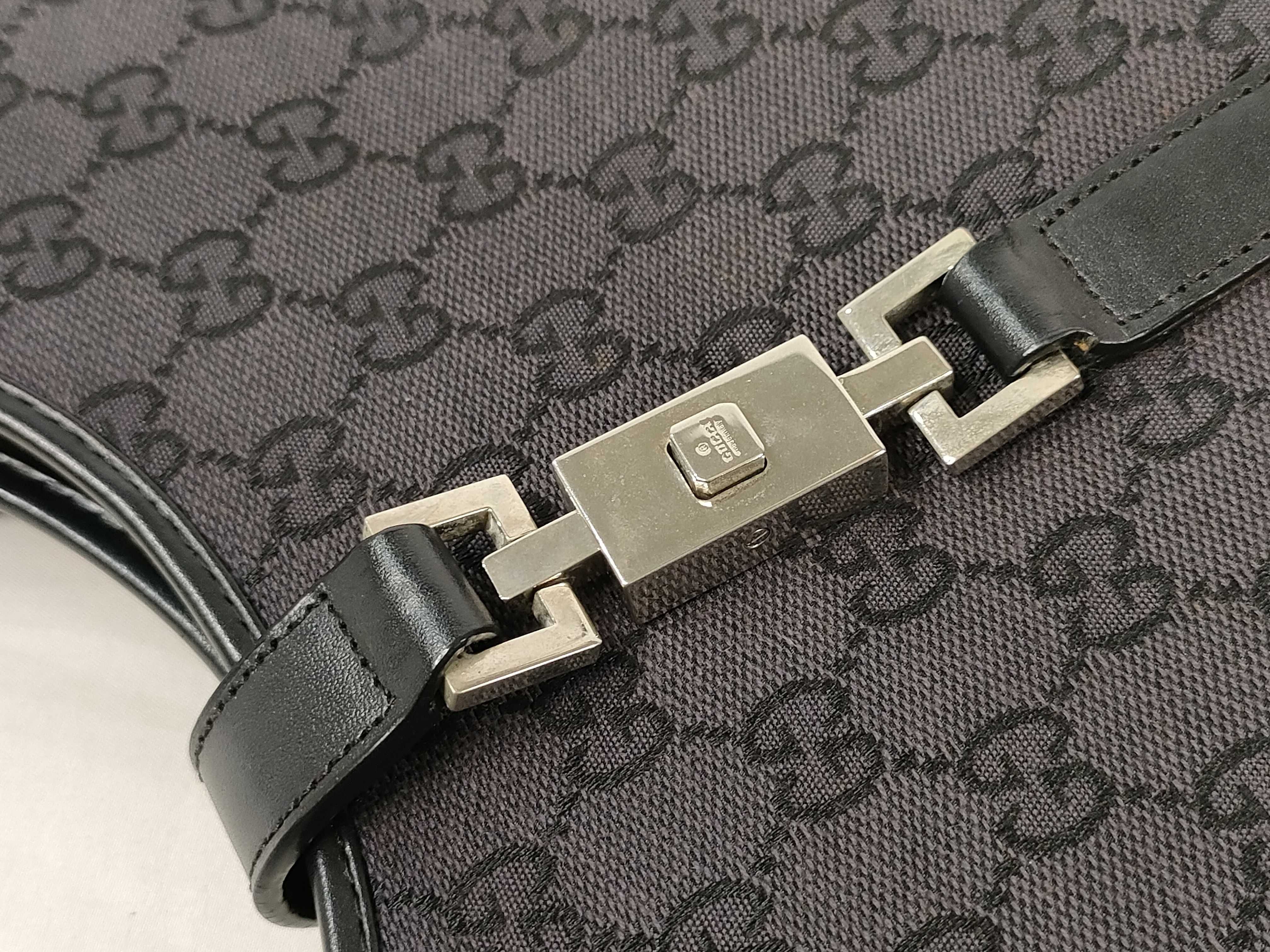 GG Canvas Jackie Shoulder Bag — view 12