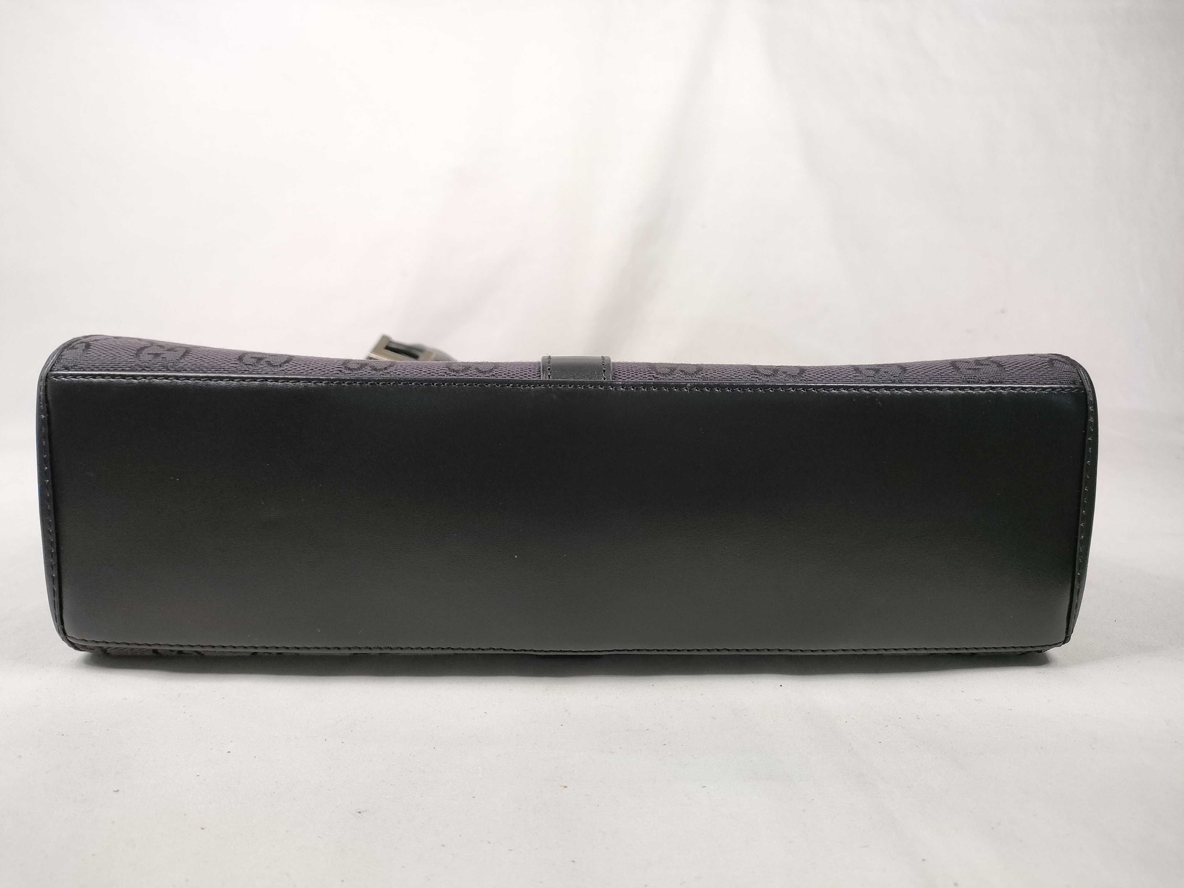 GG Canvas Jackie Shoulder Bag — view 7