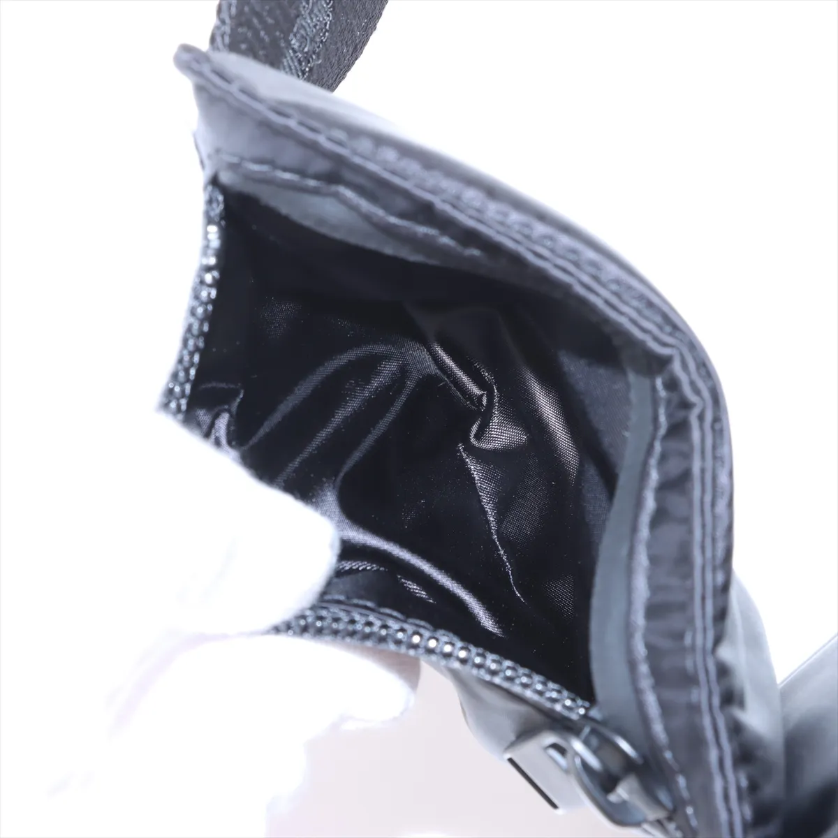 Saddle Nylon Body Bag Black — view 8