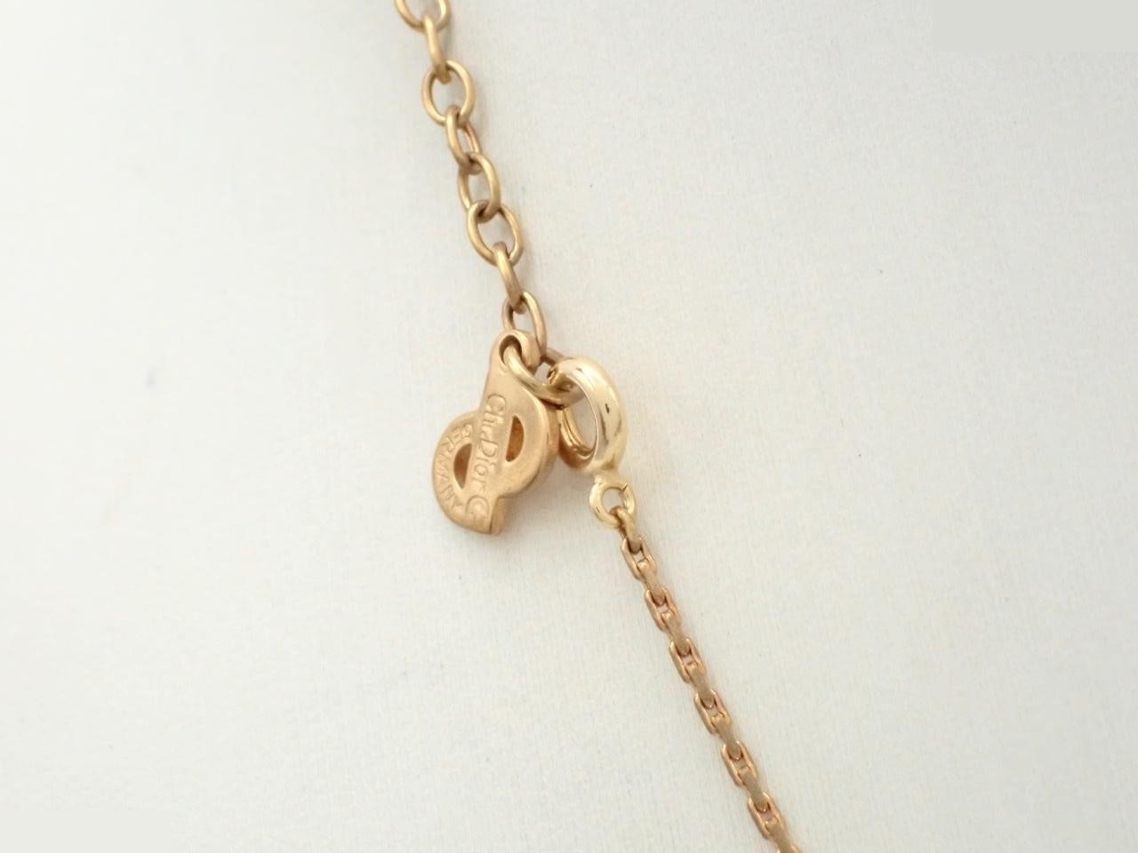 Other lines: Precious metals, necklaces, pendants — view 2