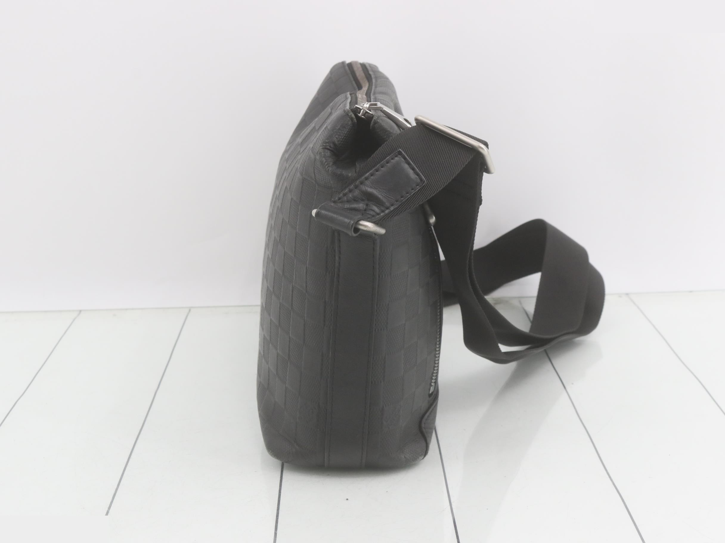 Anfini — view 4