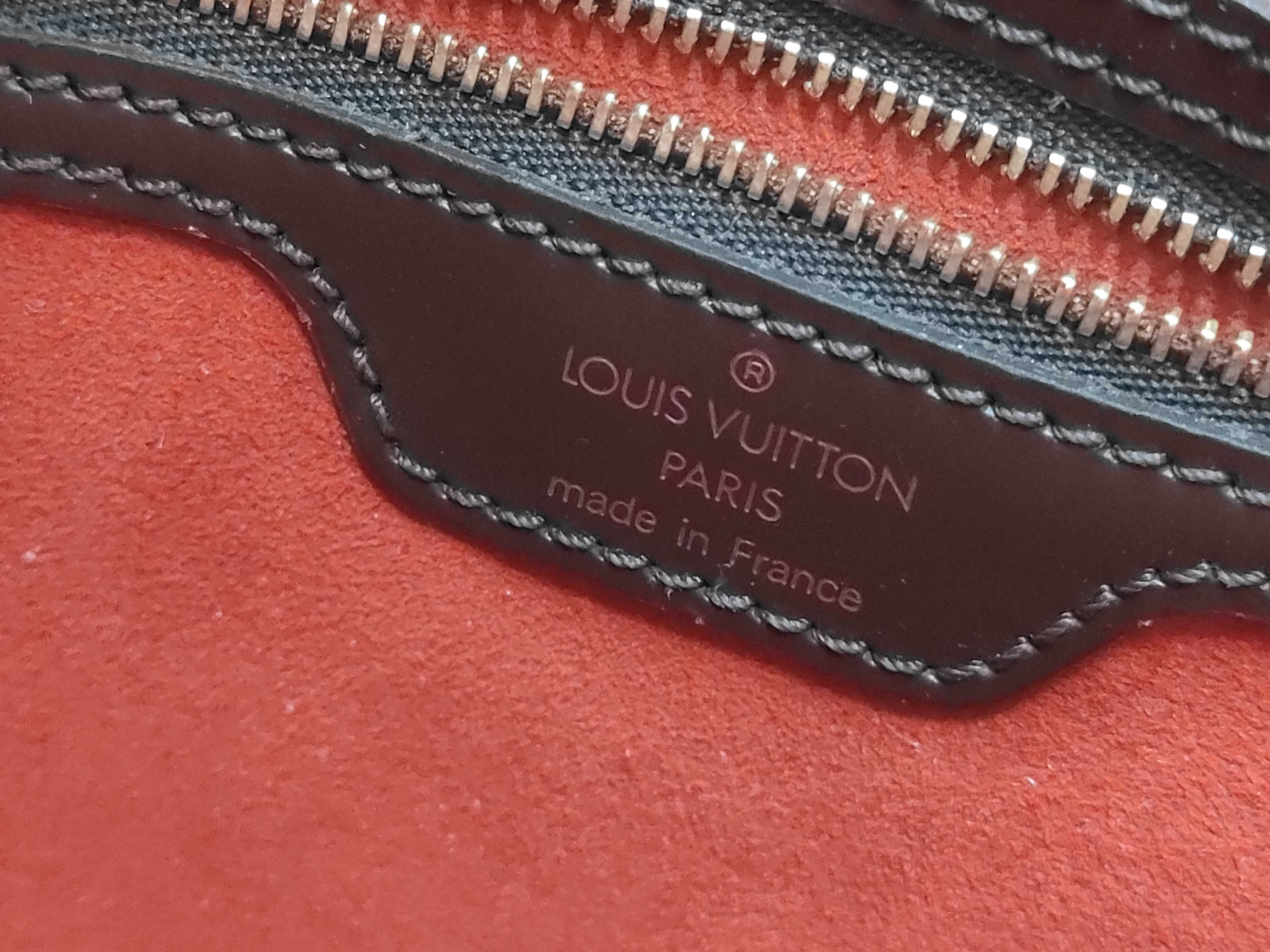 Damier LV Uzès Tote Bag — view 11