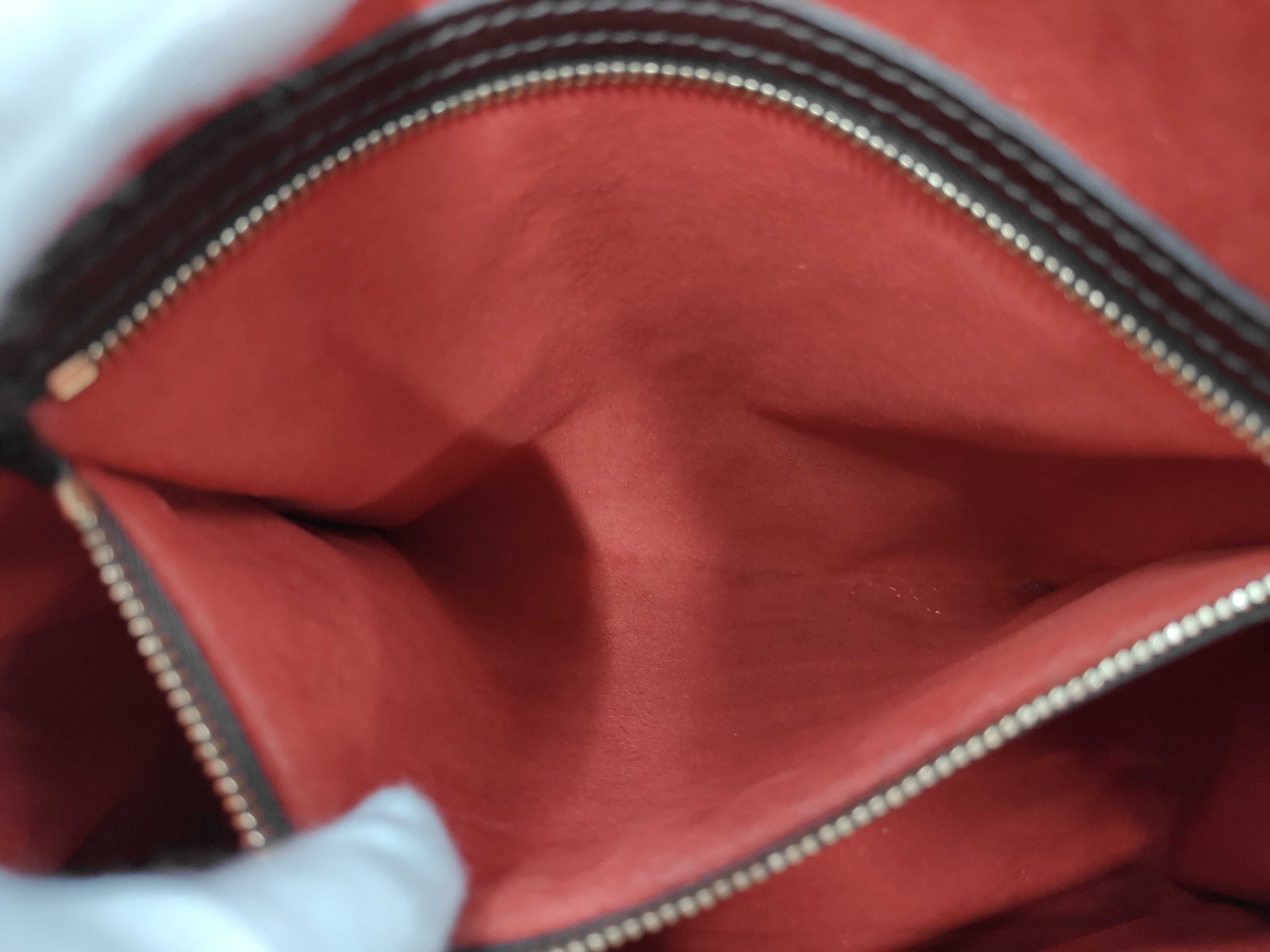 Damier LV Uzès Tote Bag — view 10