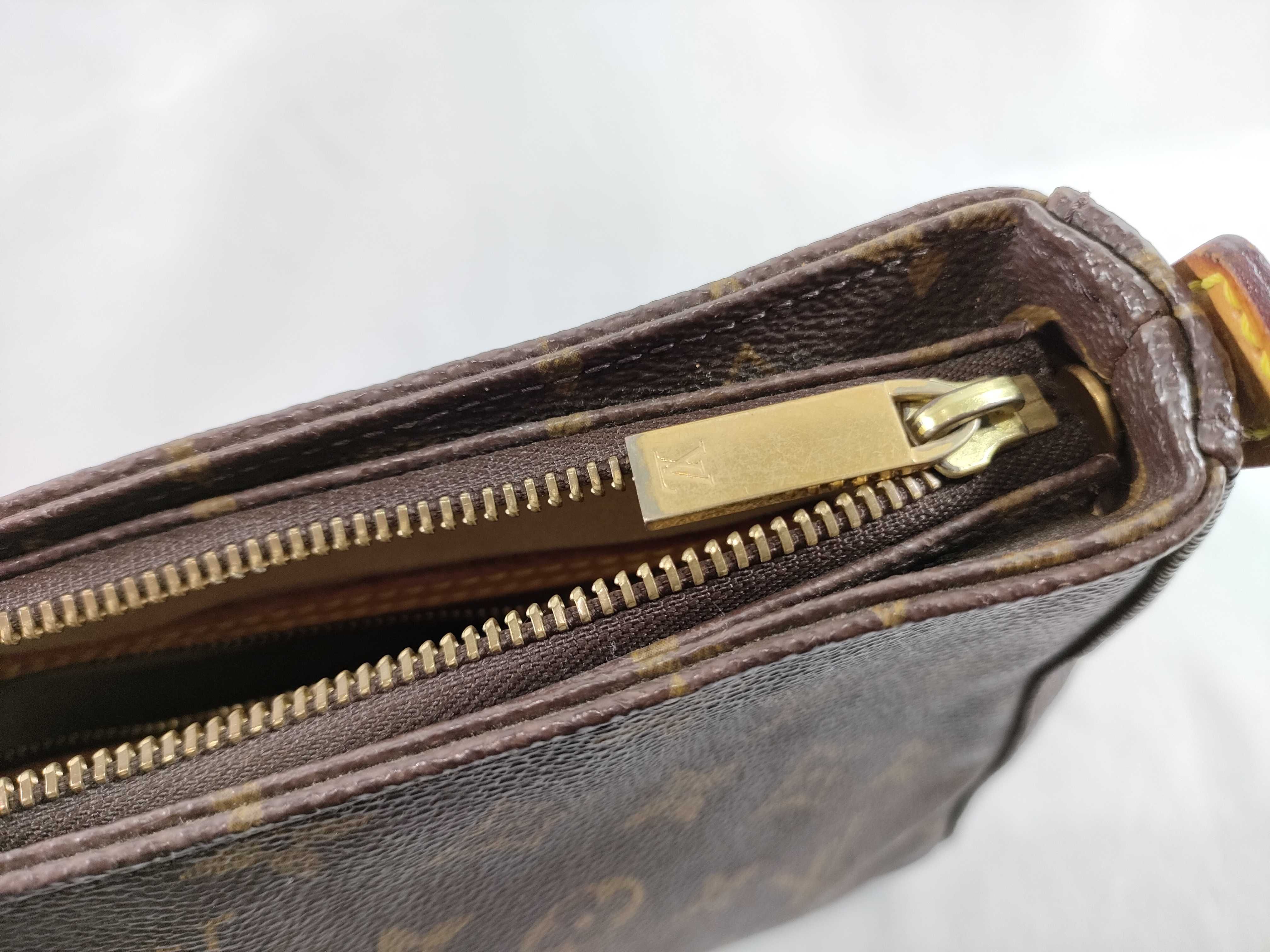 Monogram M51146 Looping MM Handbag — view 14