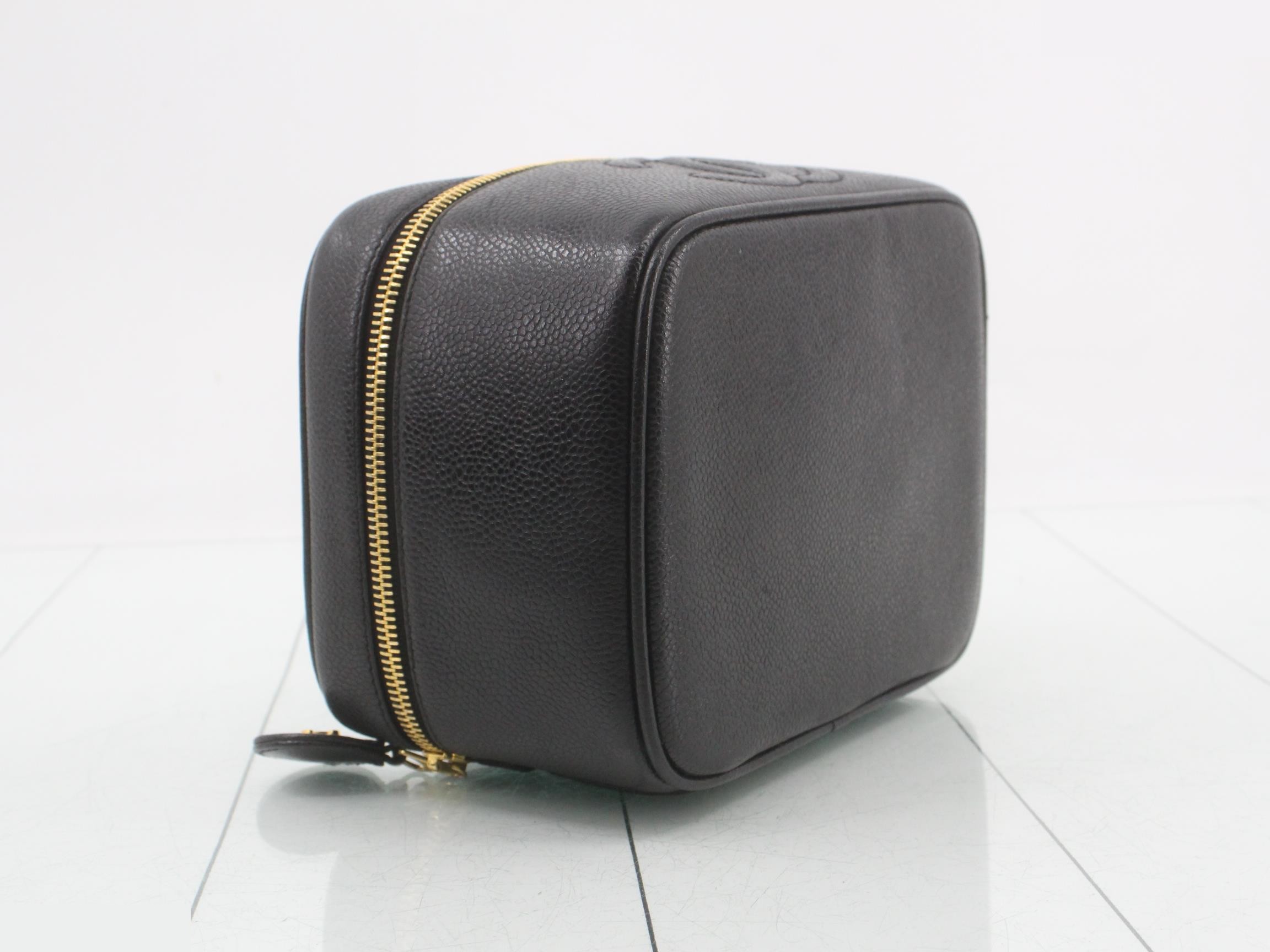 Vanity bag, caviar leather, black, gold hardware, with seal, item number 4. — view 5
