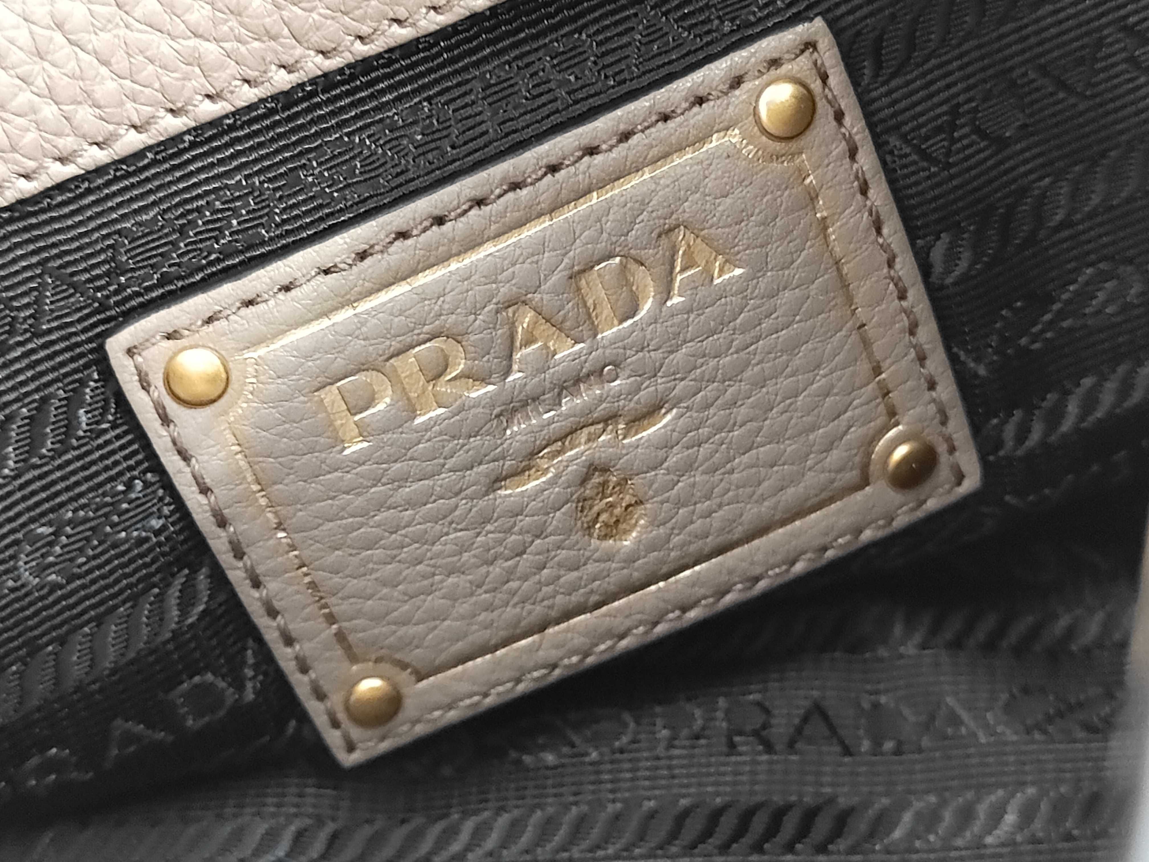 beige logo one-shoulder bag, Prada Milano handbag. — view 9