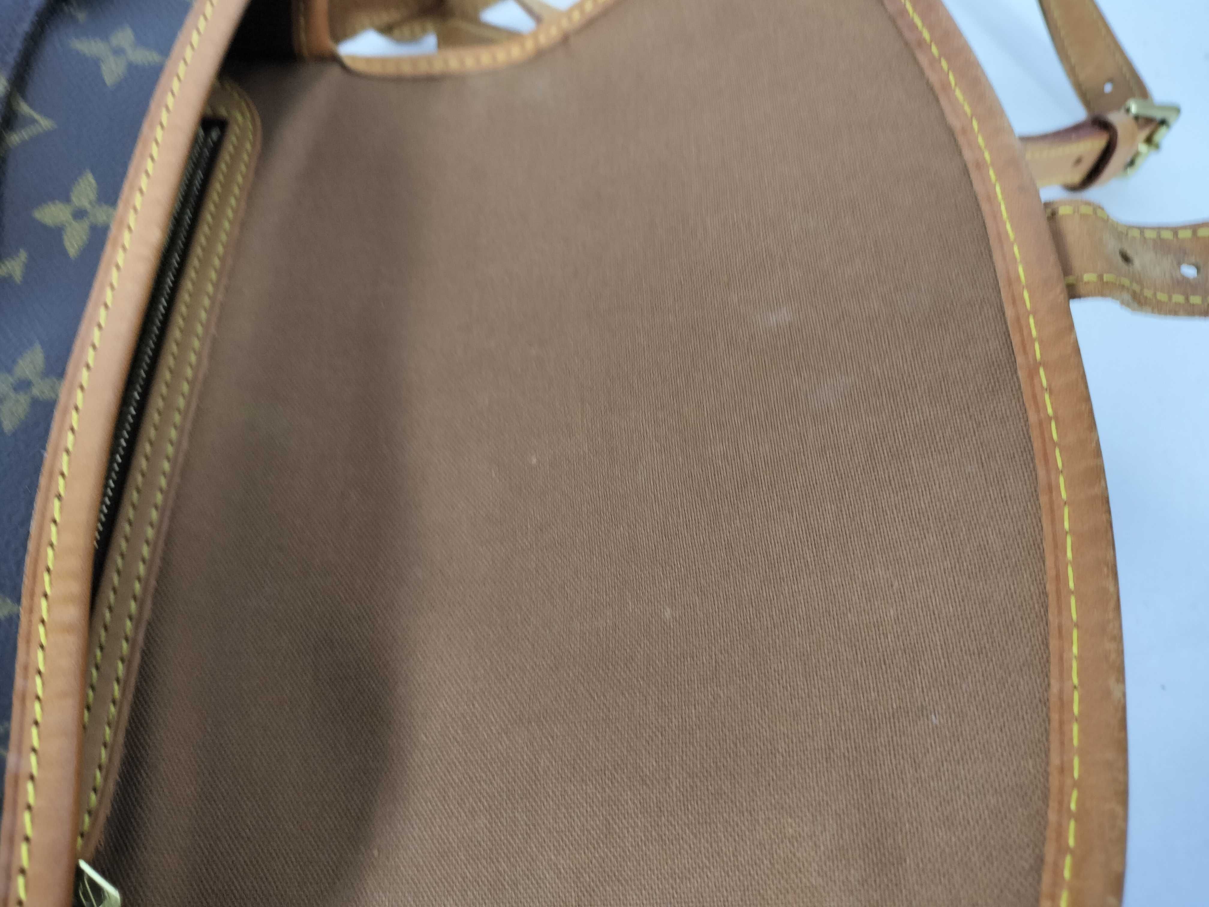 LV Sologne Shoulder Bag SL0070 — view 11