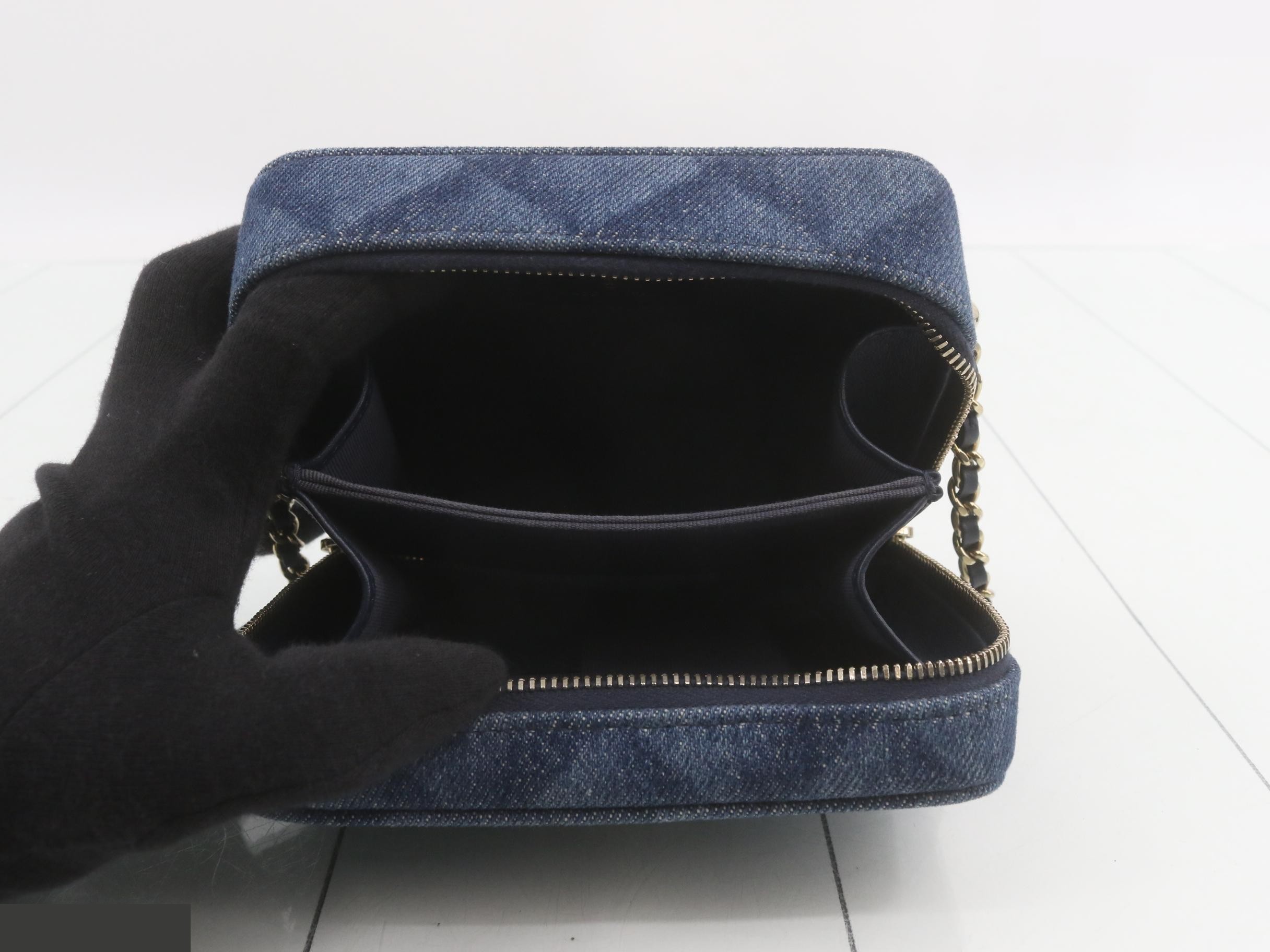 Denim Coco Mark Chain Shoulder Bag — view 4