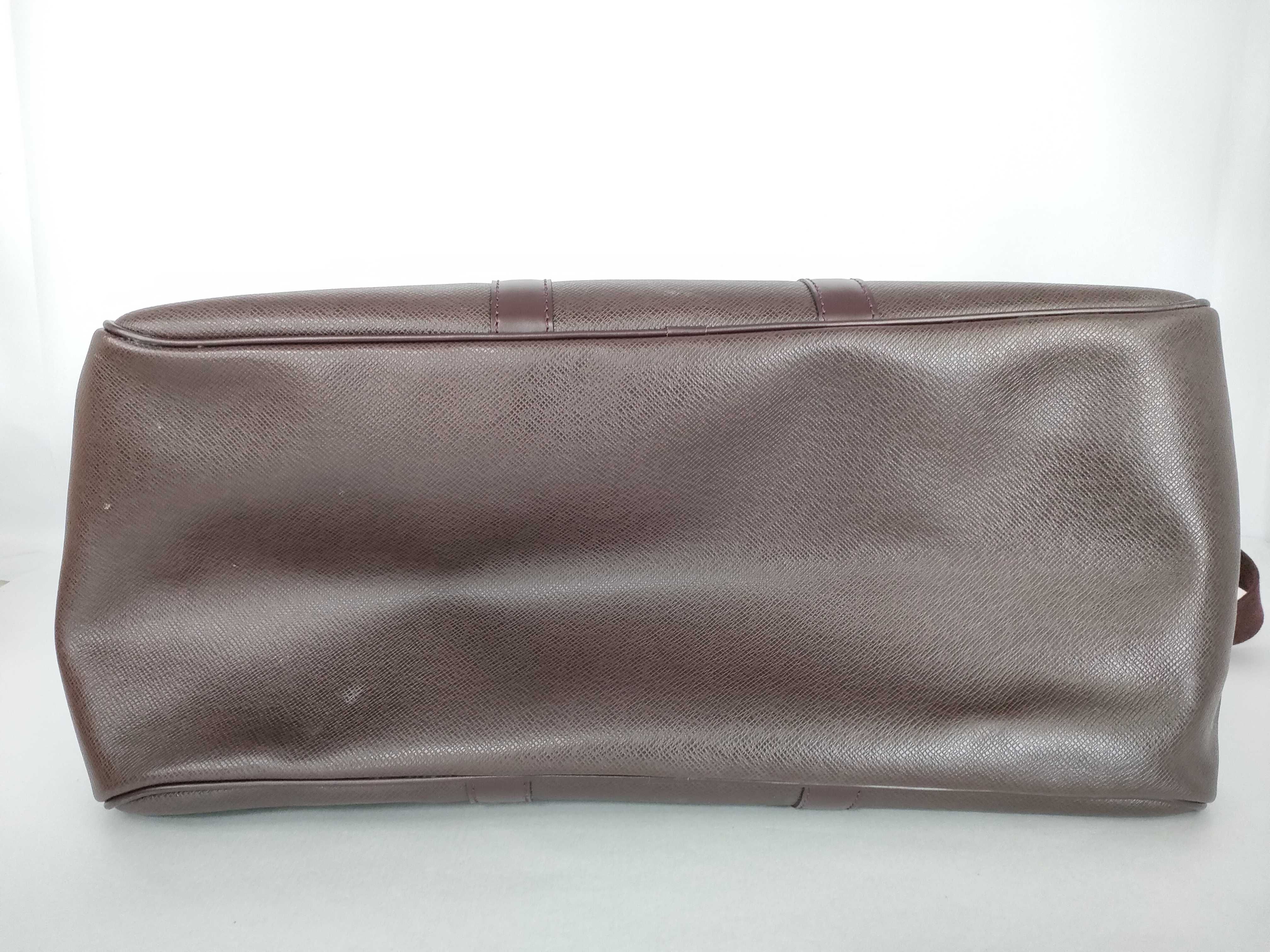 Taiga LV Taiga Kendall Boston Bag — view 9