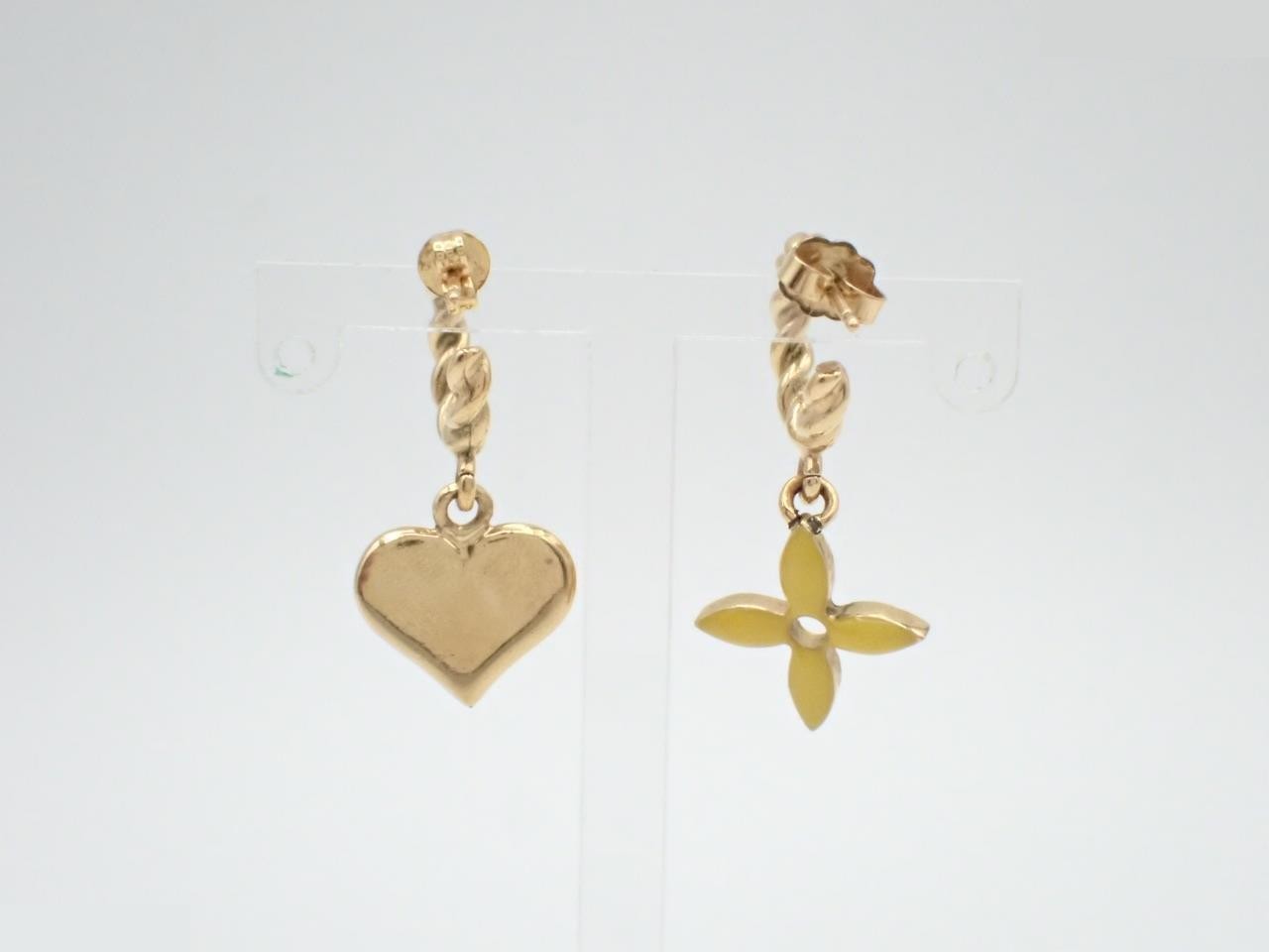 earrings — view 2