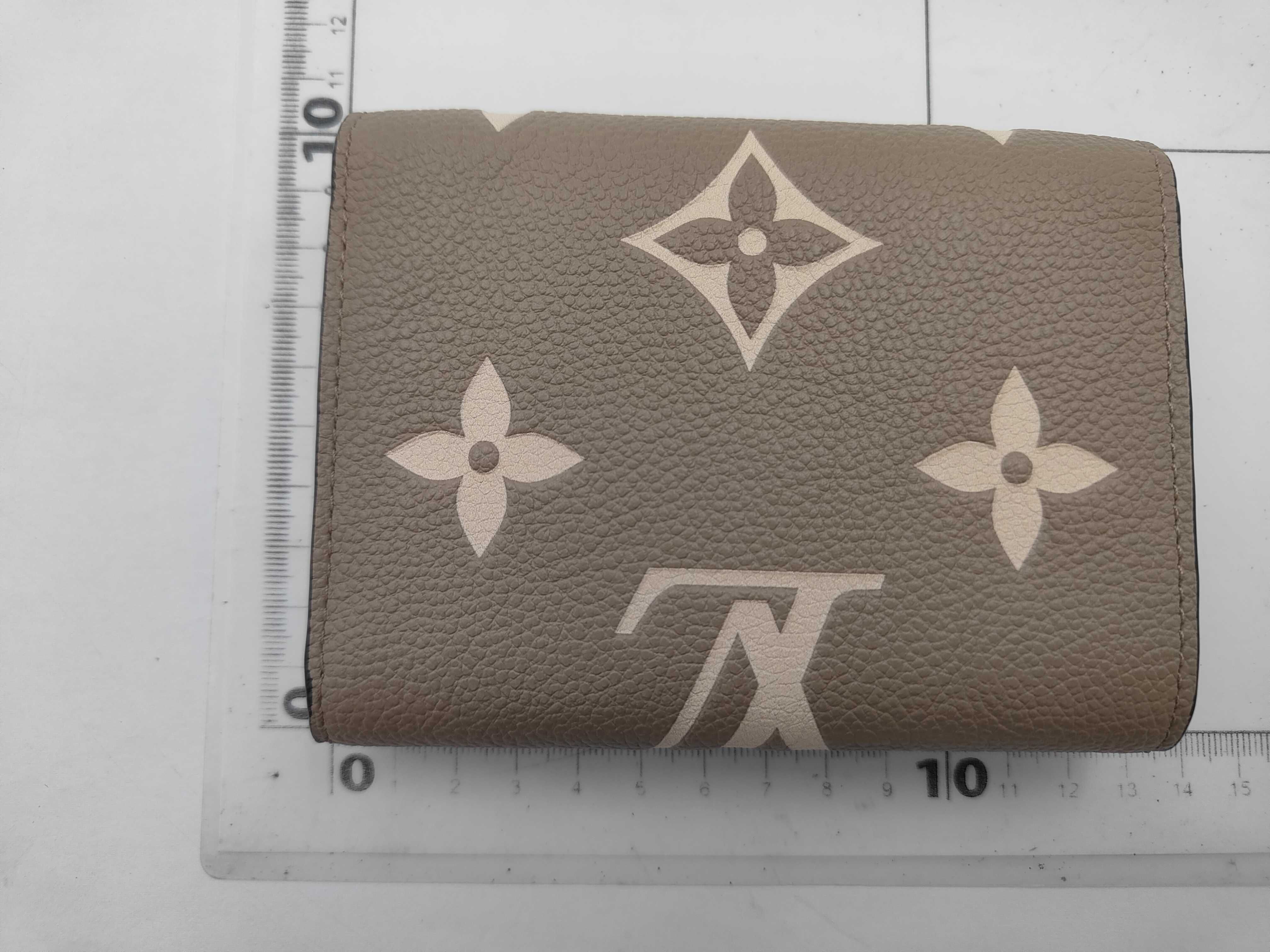 M81861 Empreinte Portefeuille Victorine Tourterelle/Crème Wallet — view 2