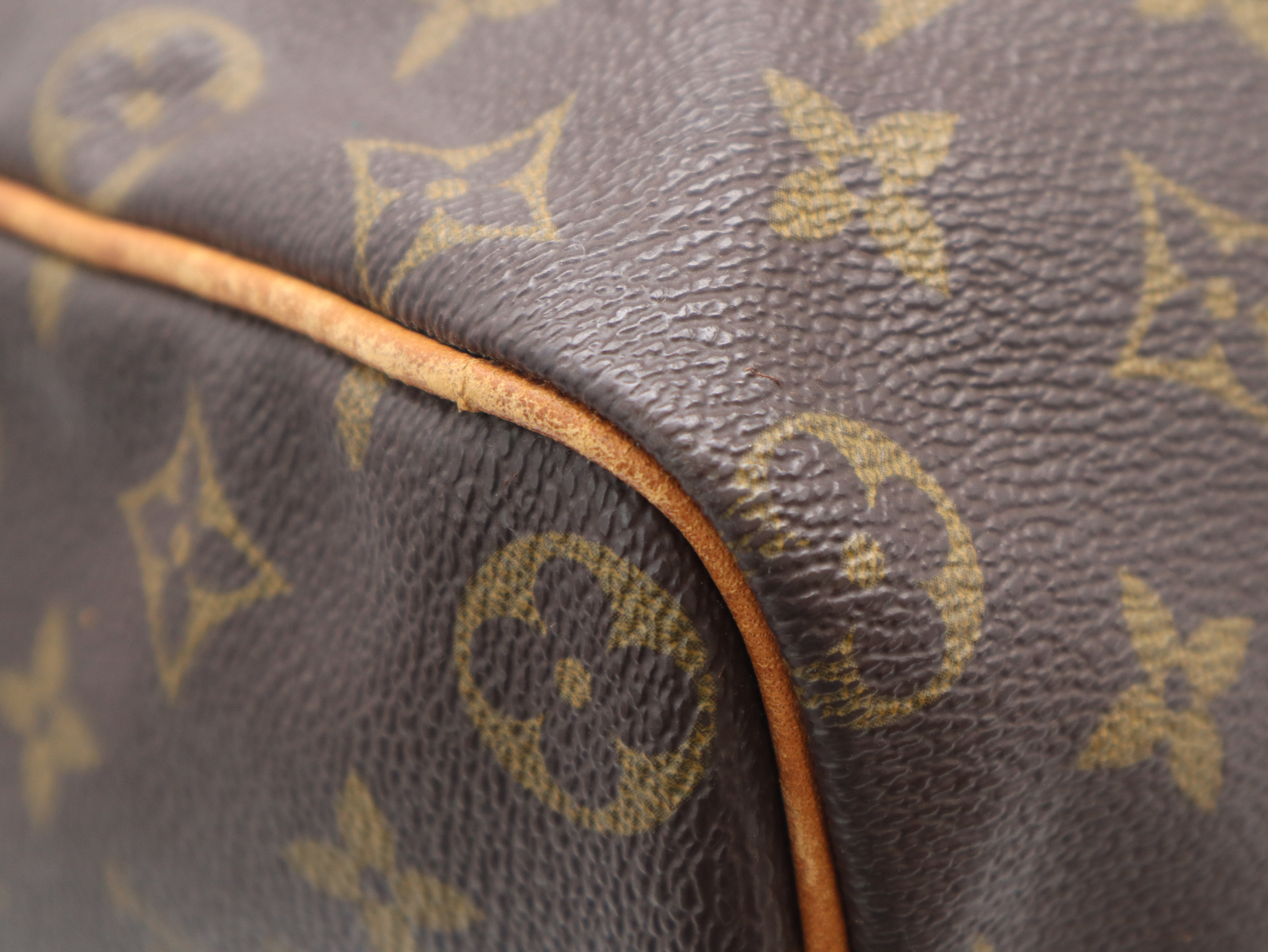 M41522 Monogram Speedy 40 Handbag — view 9