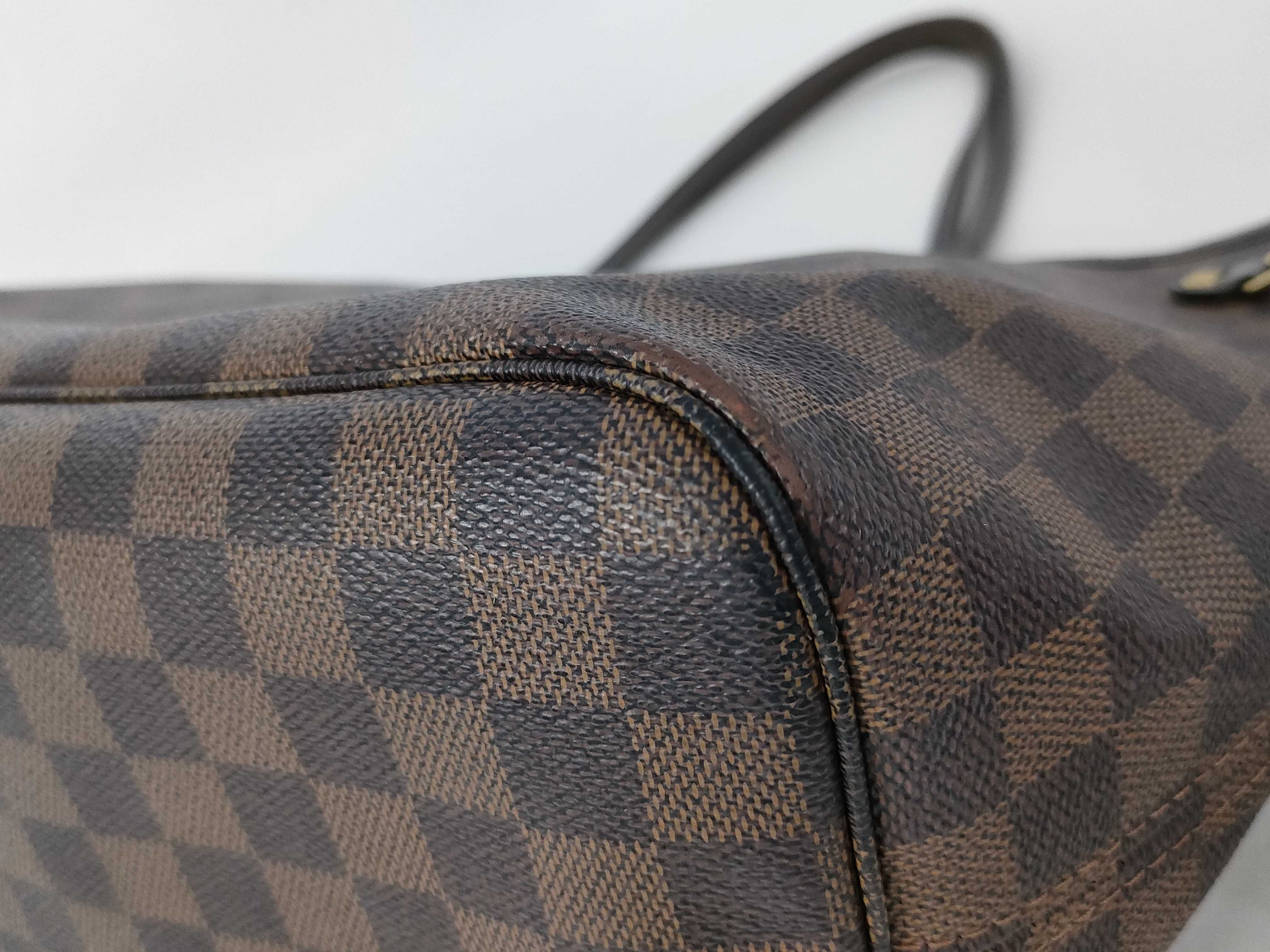 Damier Louis Vuitton Damier Neverfull MM N41358 Tote Bag — view 6
