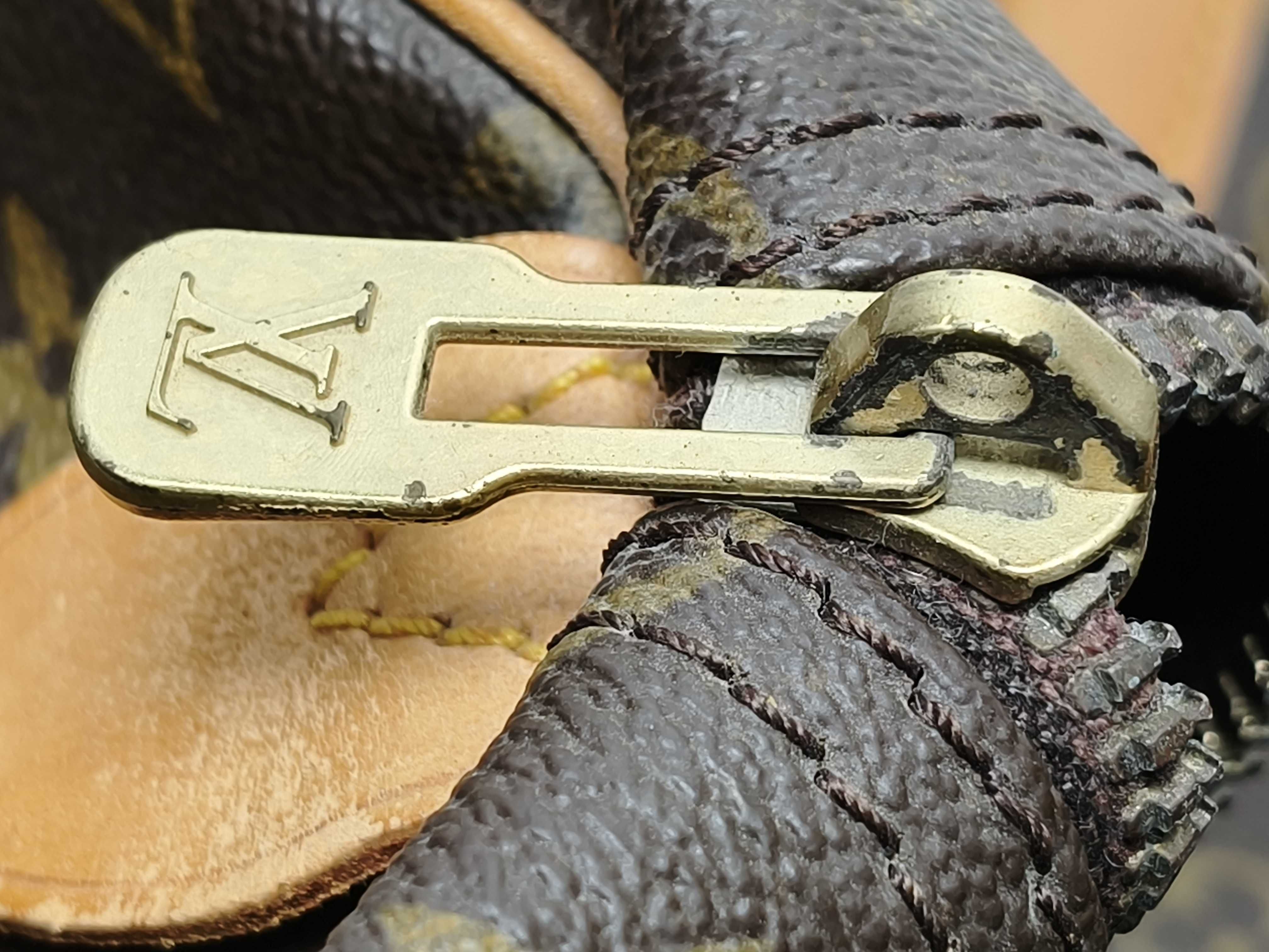 Monogram M41424 Keepall 55 Boston Bag — view 15