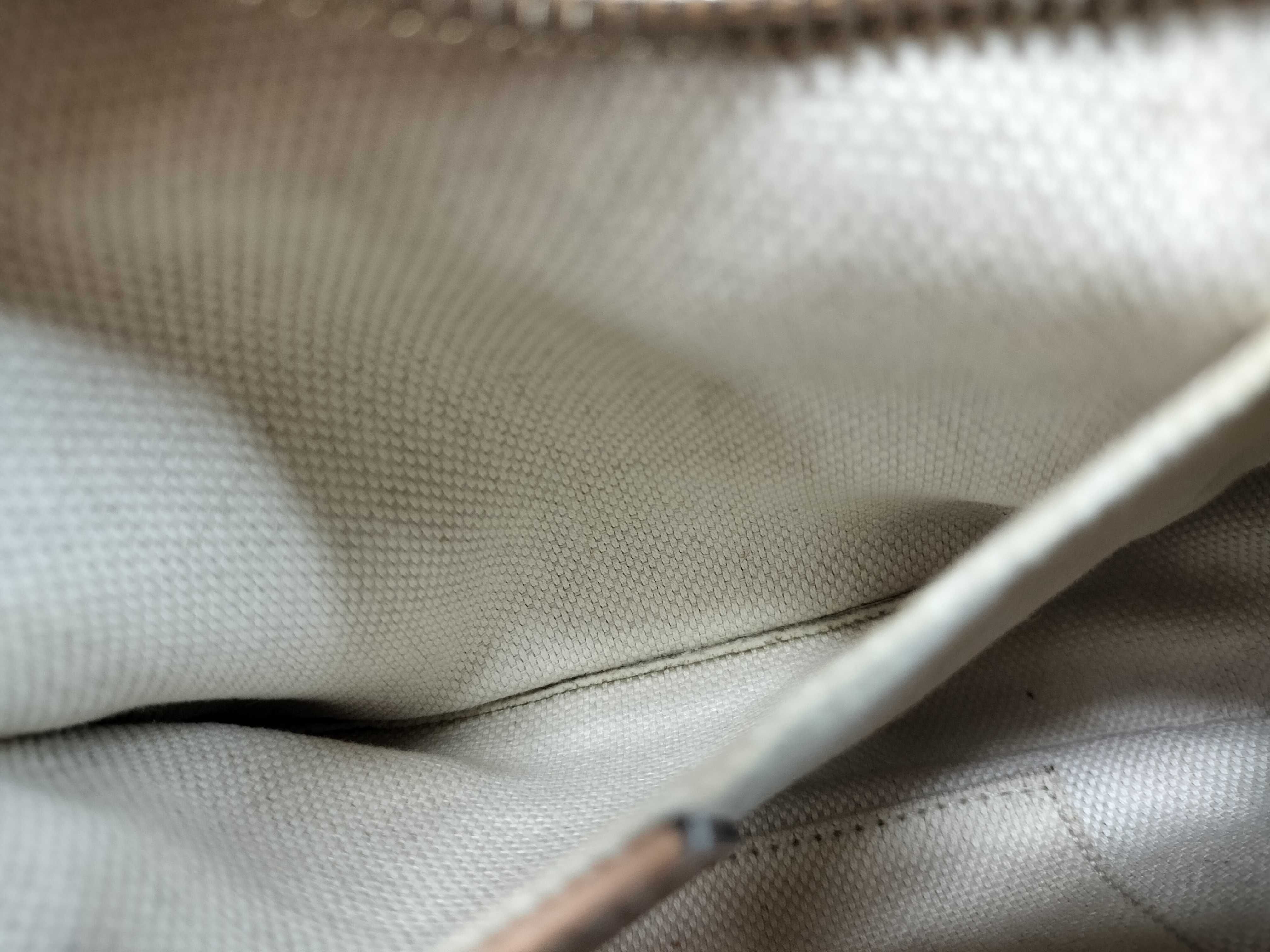 Soho Gucci Shoulder Bag Soho Leather Shoulder Bag — view 11