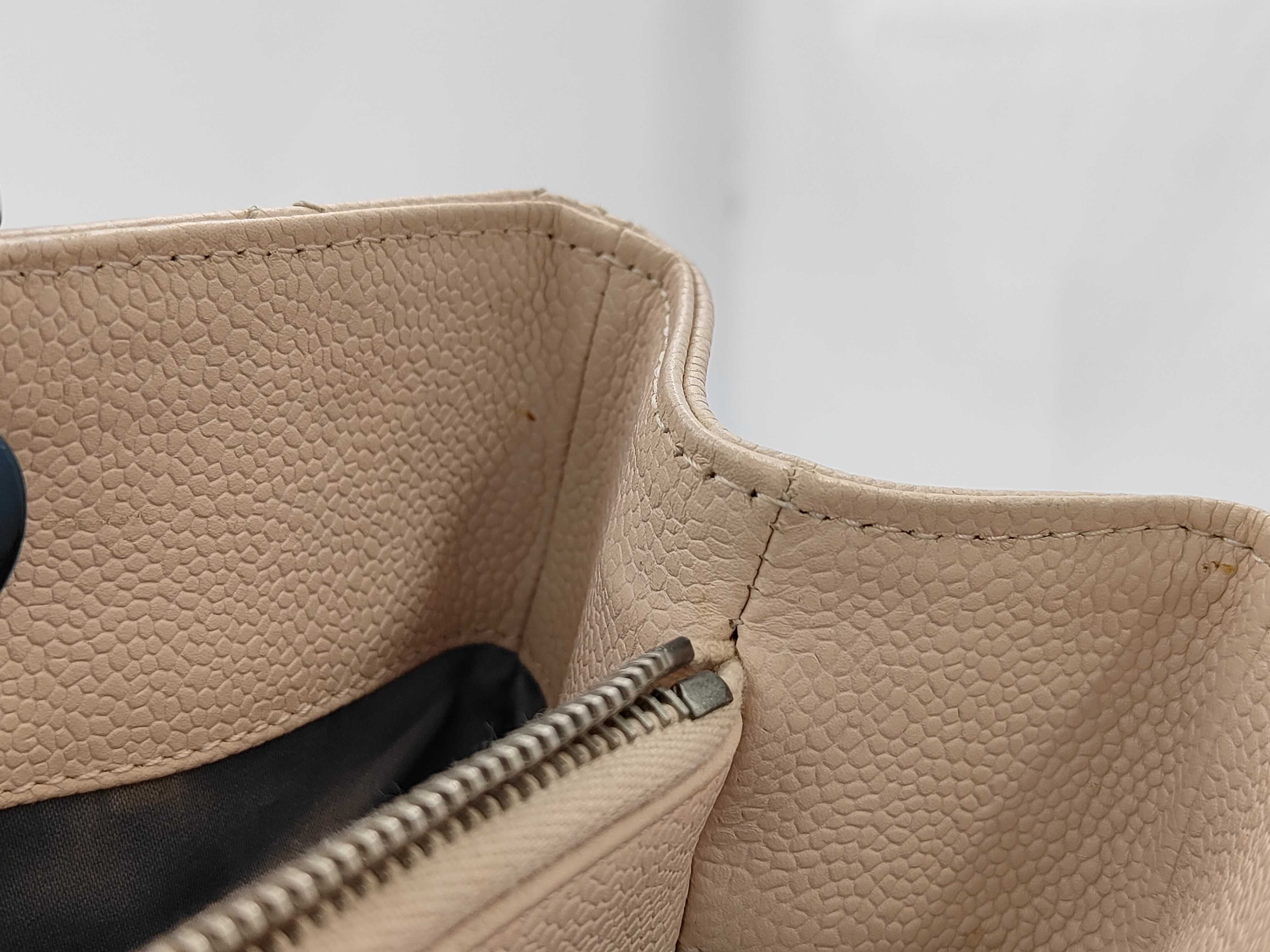 GST Medium Tote Bag — view 11