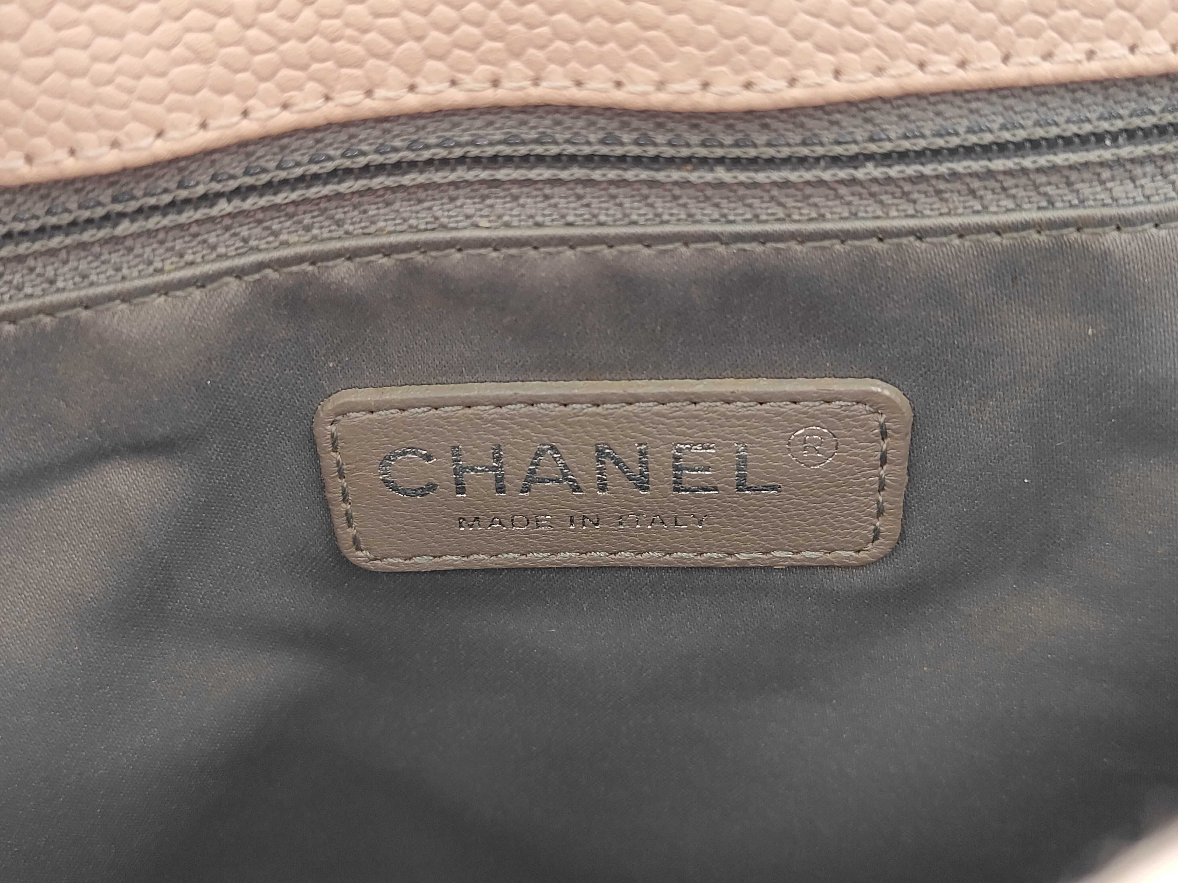 GST Medium Tote Bag — view 9