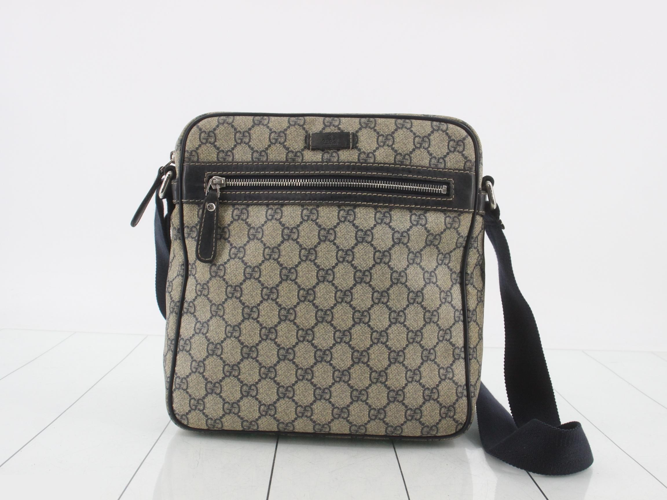 GG Supreme Shoulder Bag 002123