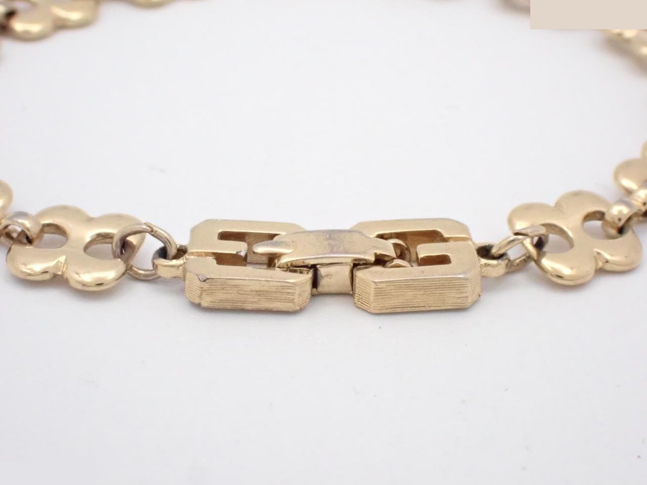 Other items: Precious metal bracelets and bangles (metal), wrist circumference approximately 17cm. — view 3
