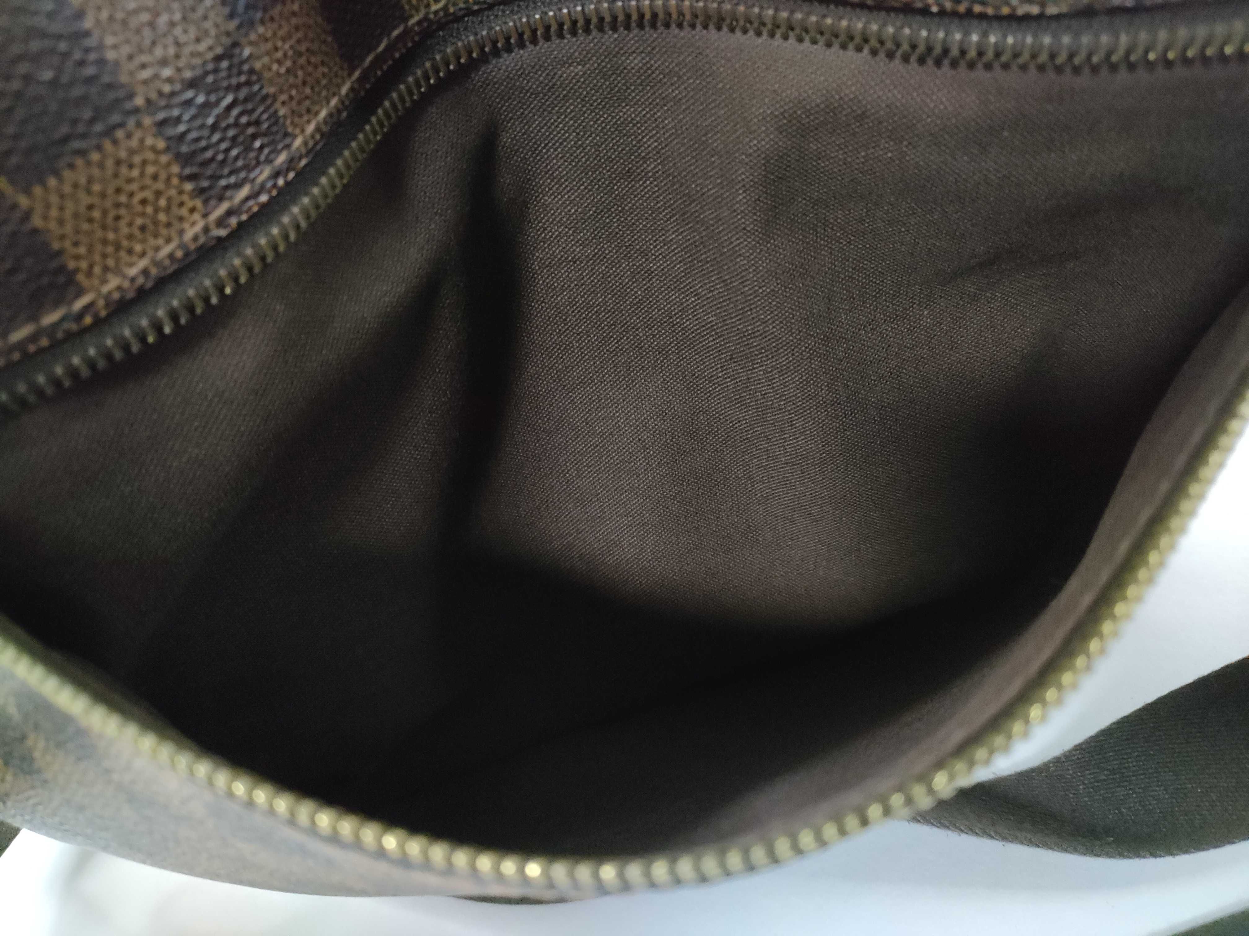 Damier Brooklyn PM N51210 Shoulder Bag — view 15