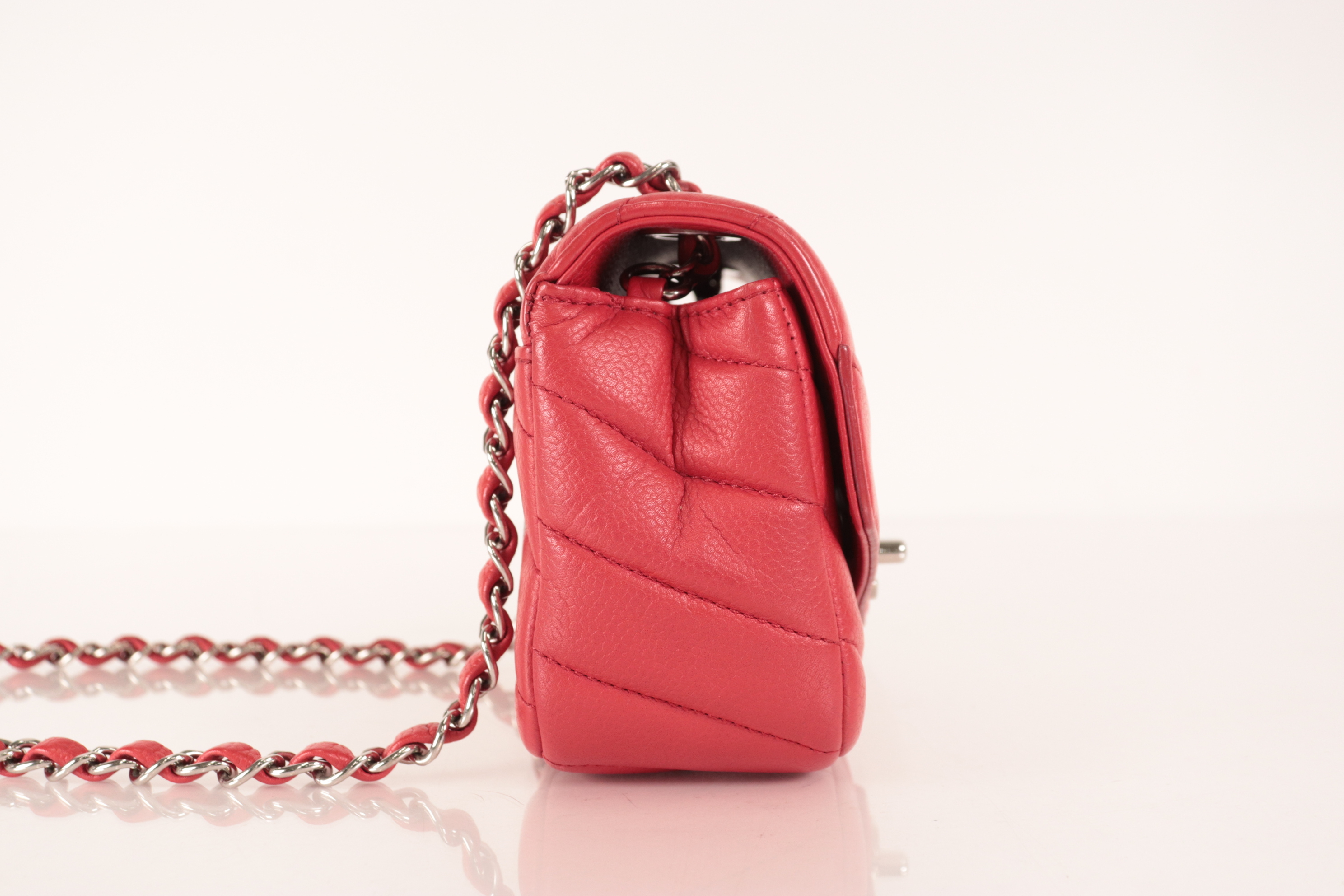 Chevron V-Flap Caviar Chain Shoulder Bag, Red, Silver Hardware, Serial Number 24 — view 3