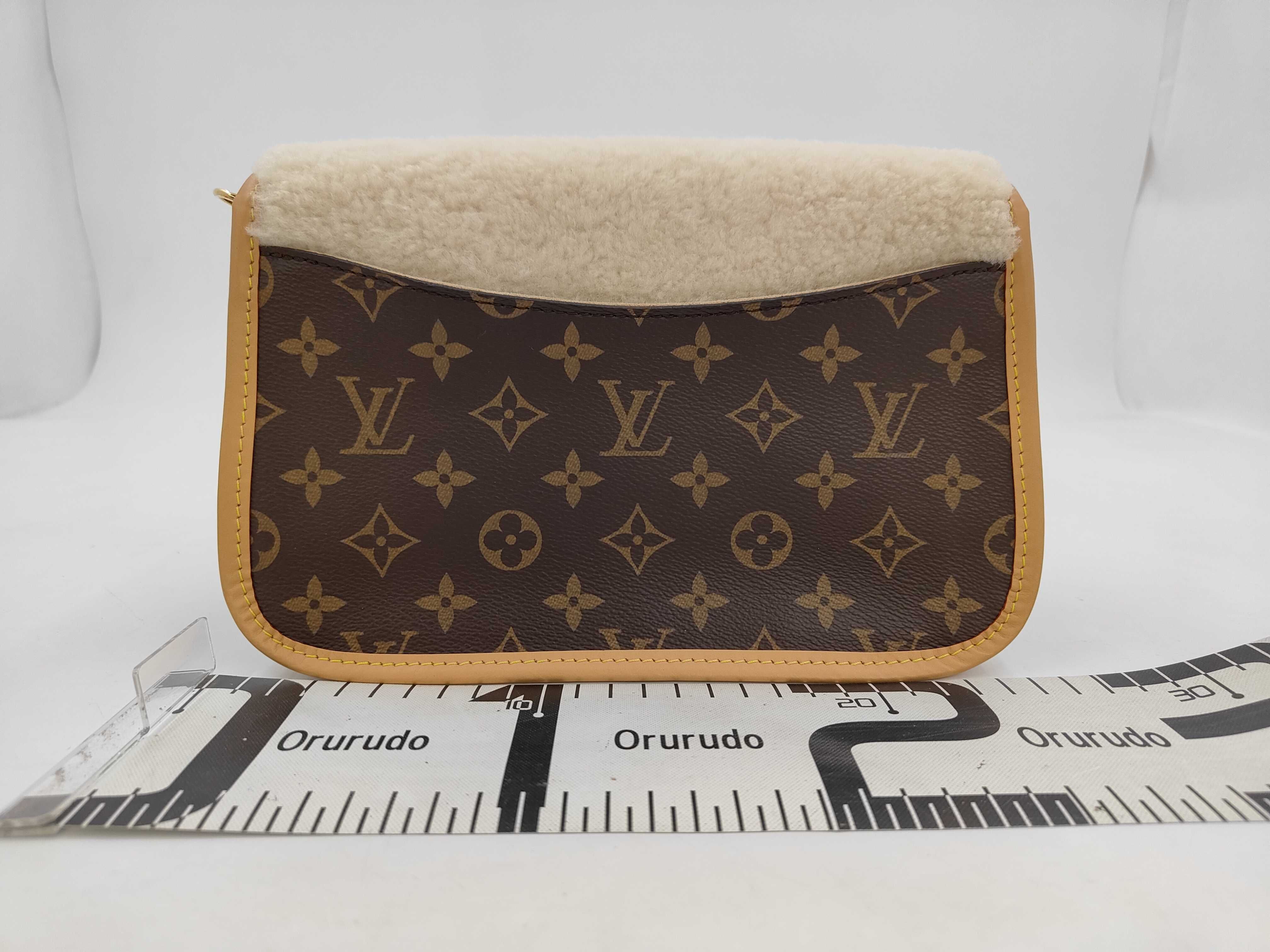 Monogram Diane Shoulder Bag M46317 Shoulder Bag — view 2