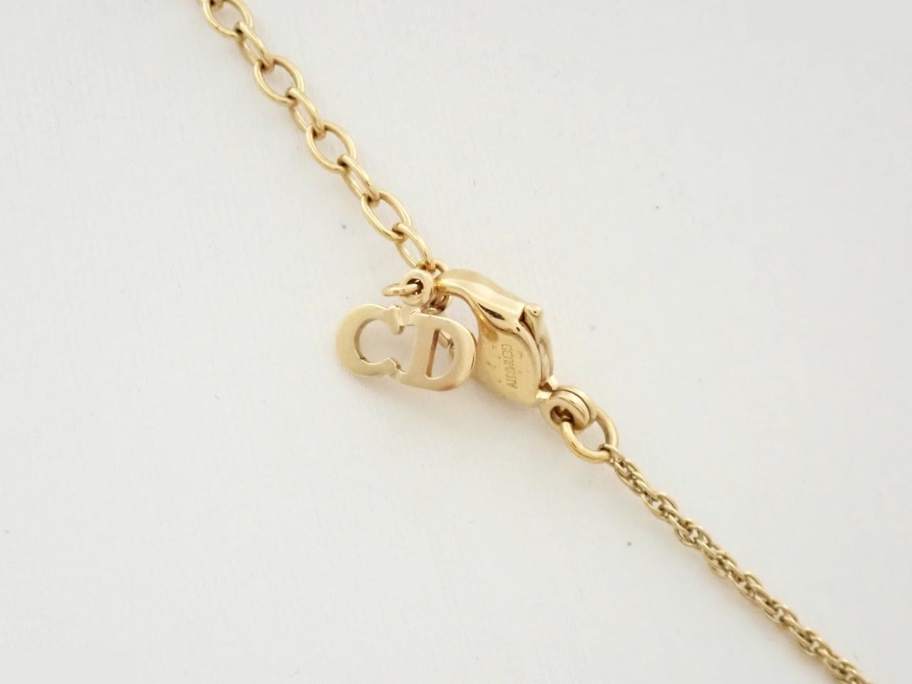 Gold necklace, chain approximately 44cm — view 2