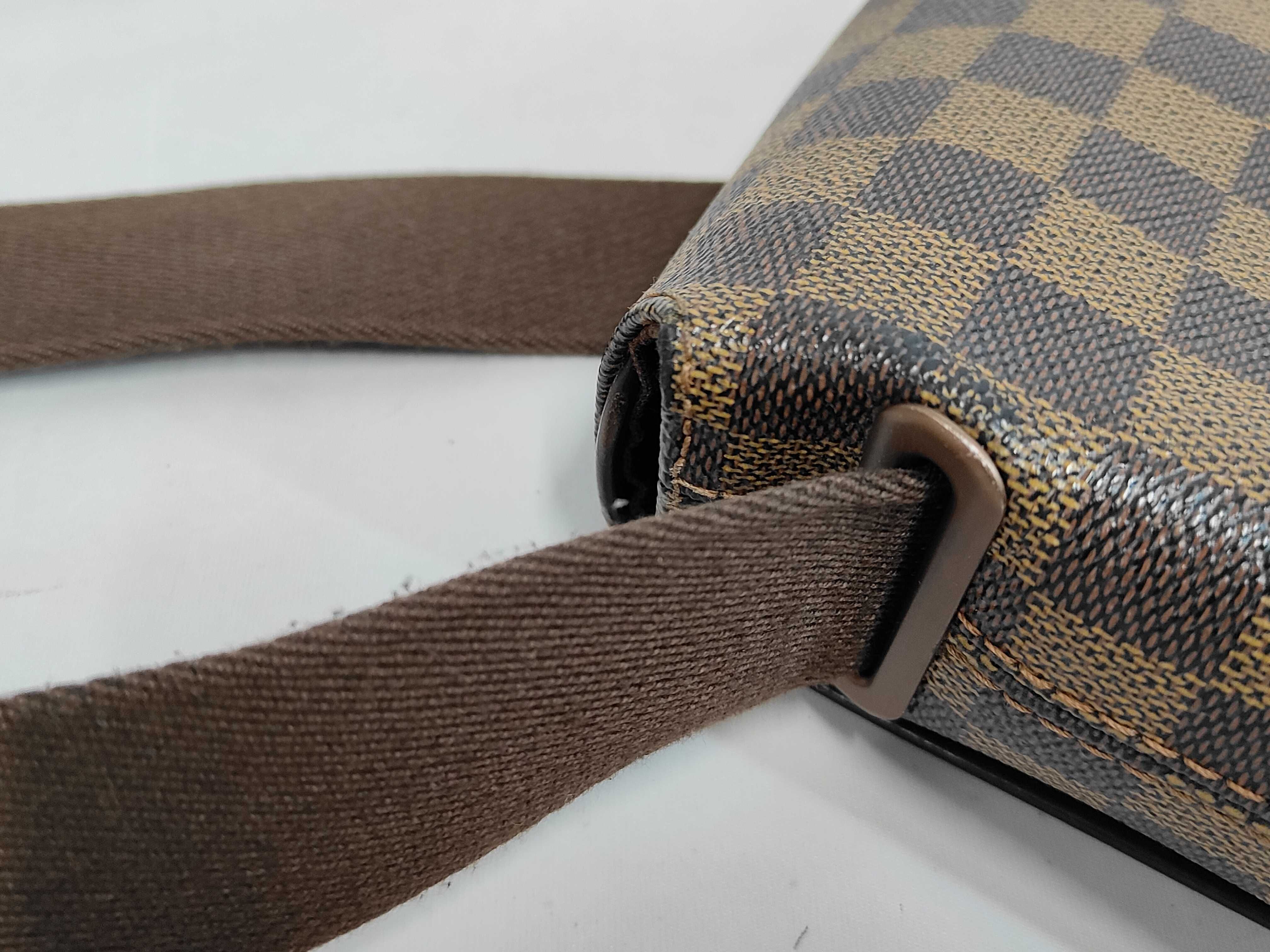 Damier Brooklyn PM N51210 Shoulder Bag — view 6
