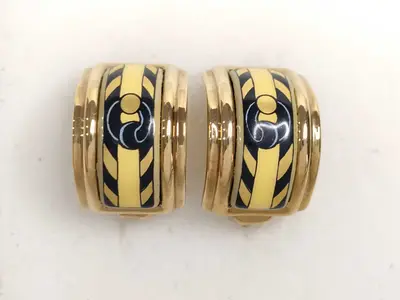 Enamel Earrings (Pair) GP Gold Scratched Earrings