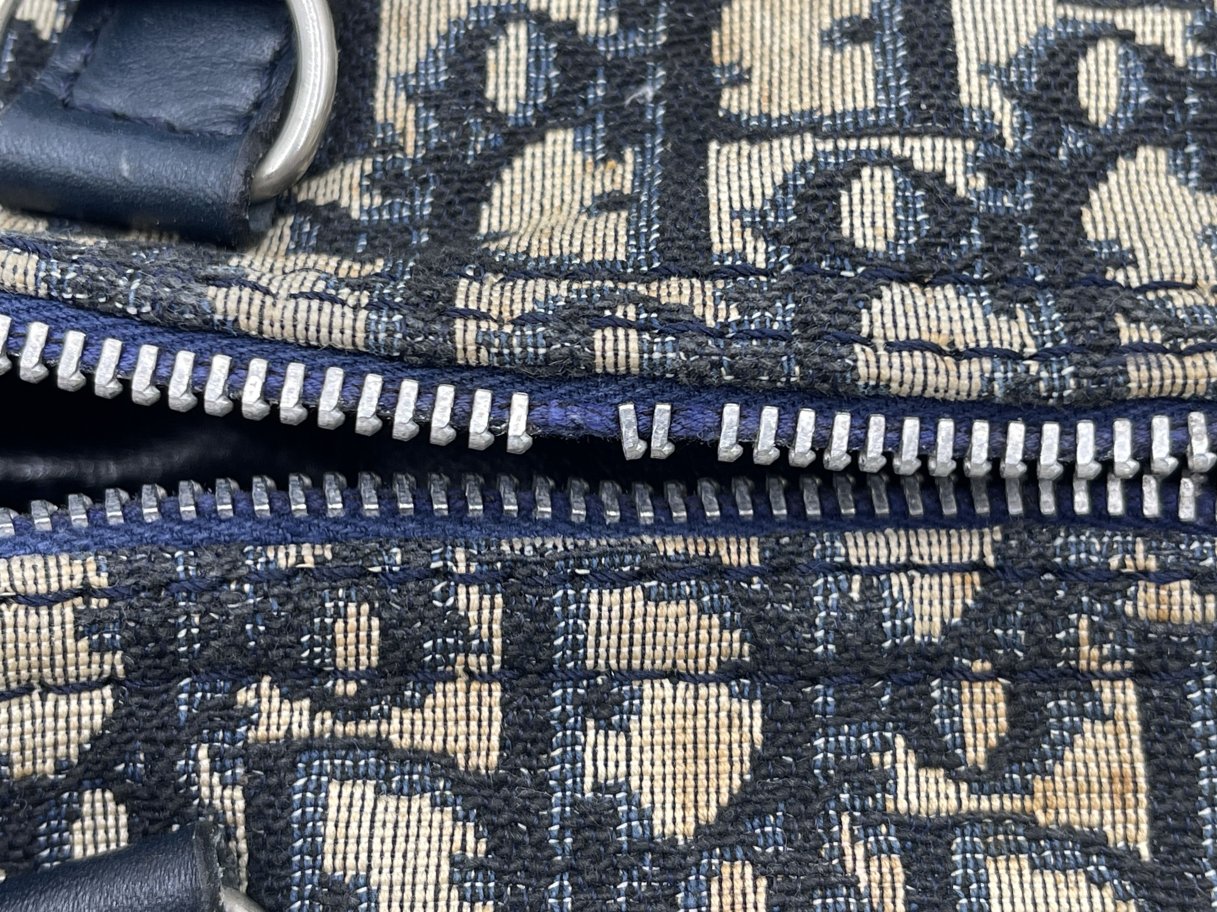 Trotter 30 Boston Bag — view 8