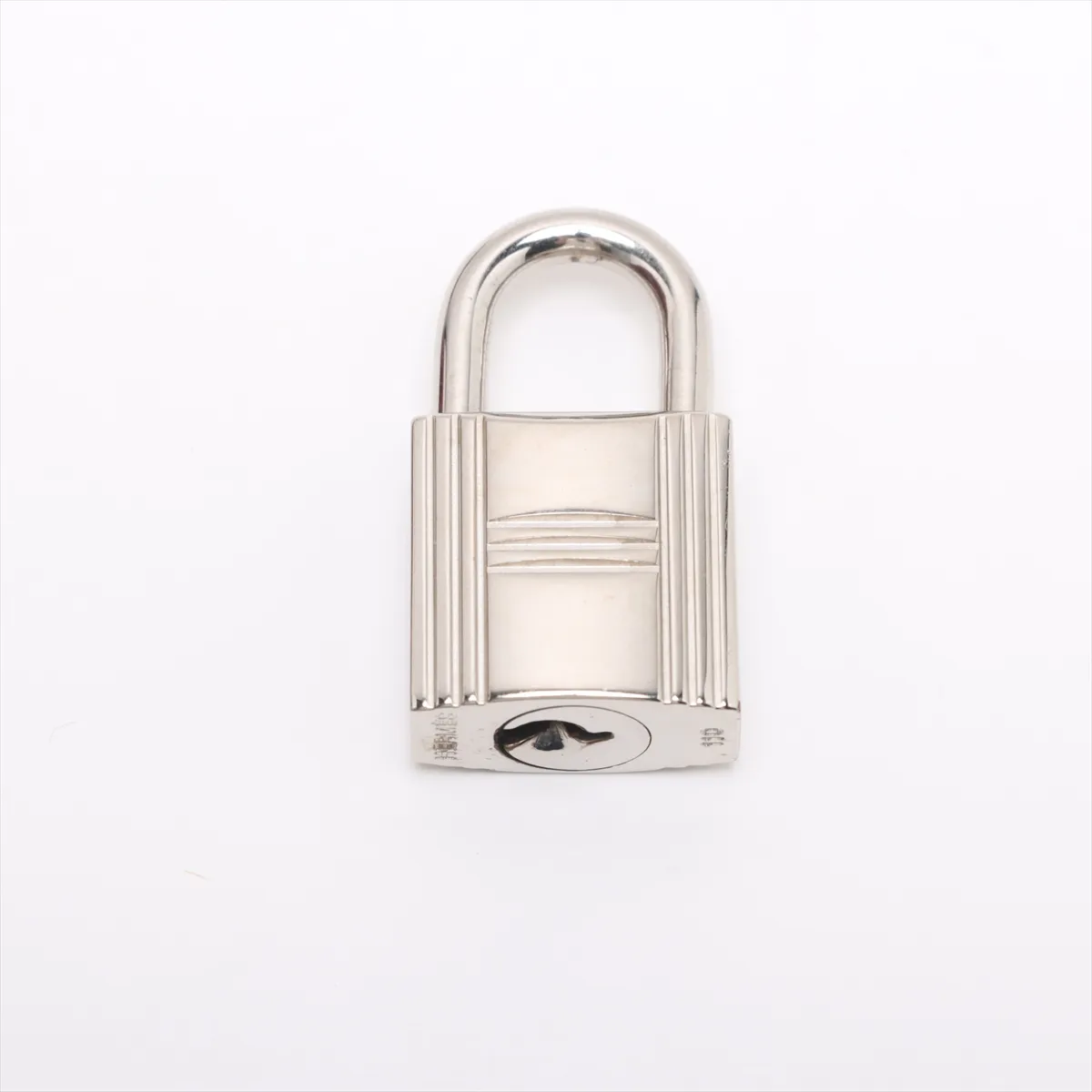 Victoria 43 Taurillon Clemence Rouge Ash Silver hardware D:2000 — view 12