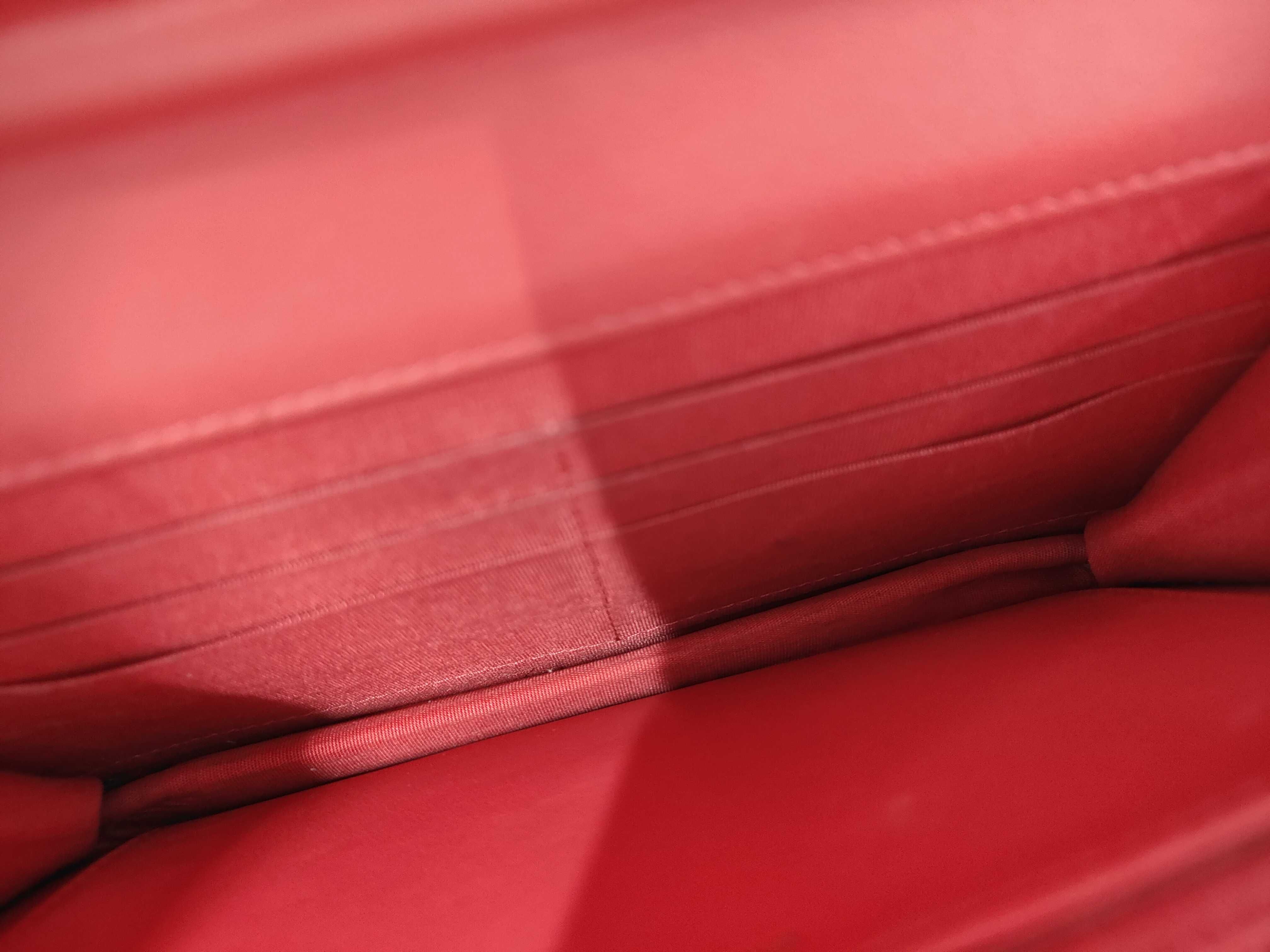 CC Filigree Chain Wallet — view 13