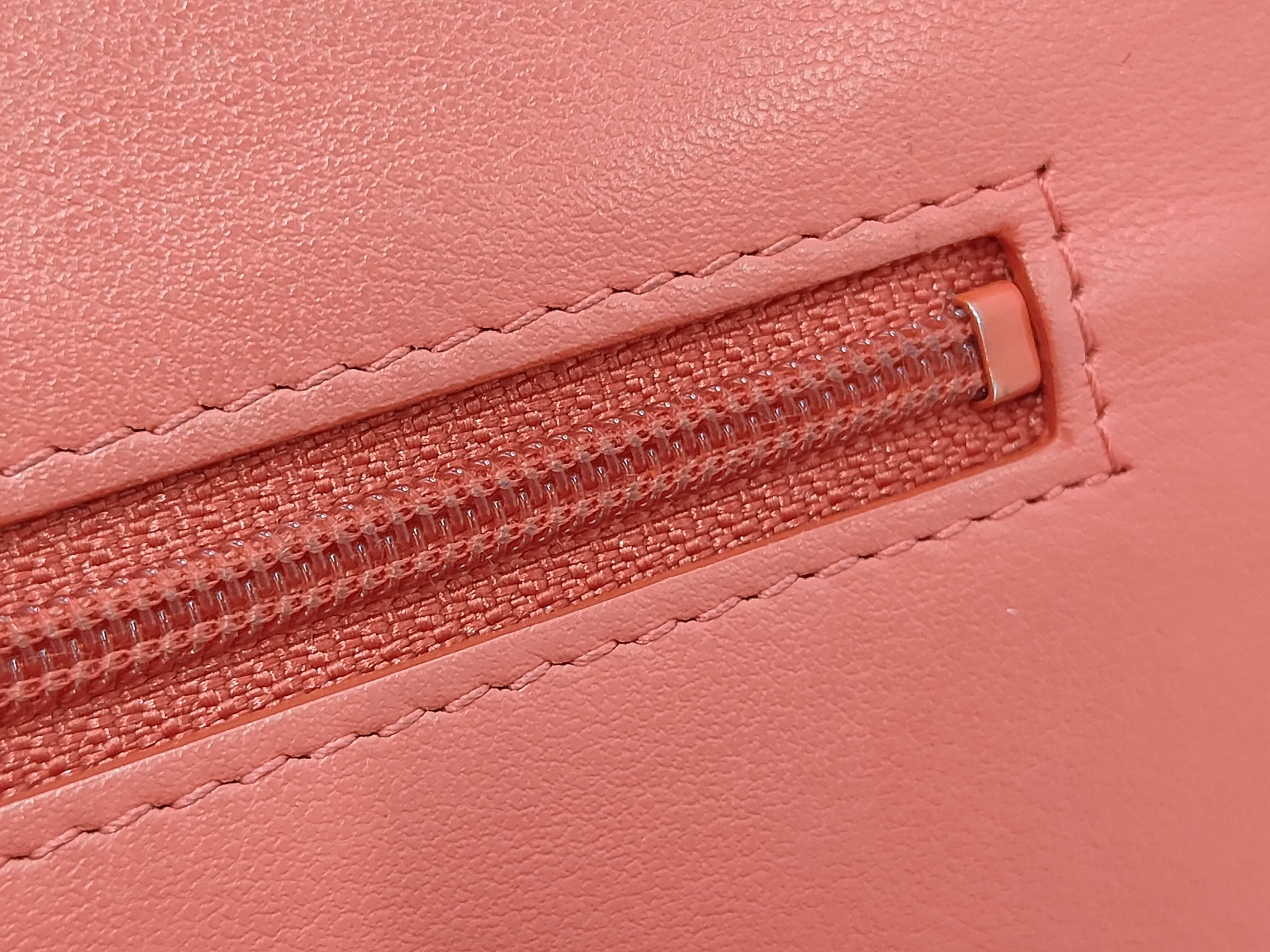 CC Filigree Chain Wallet — view 10