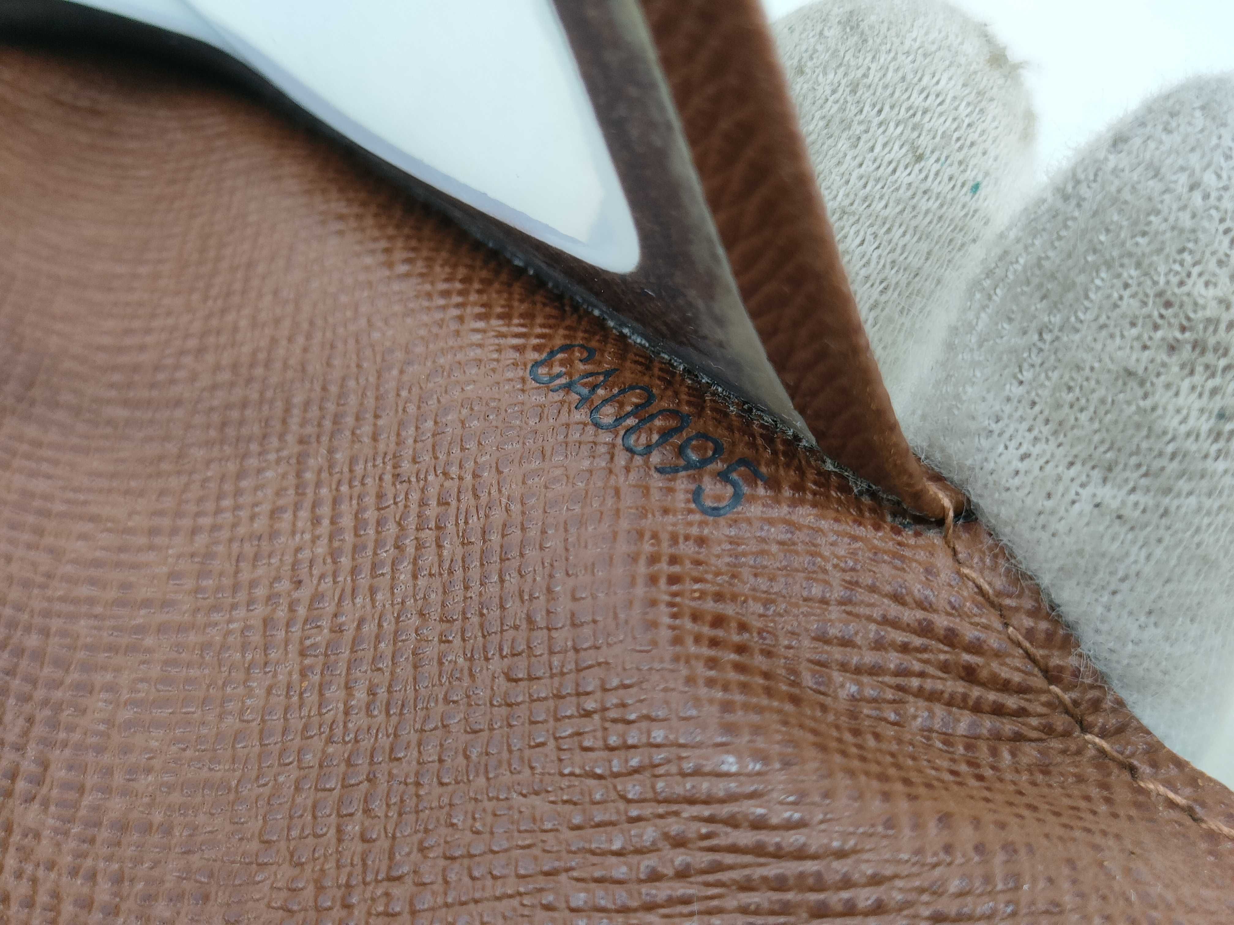 Monogram Vuitton Monogram Pass Case Card Case — view 10