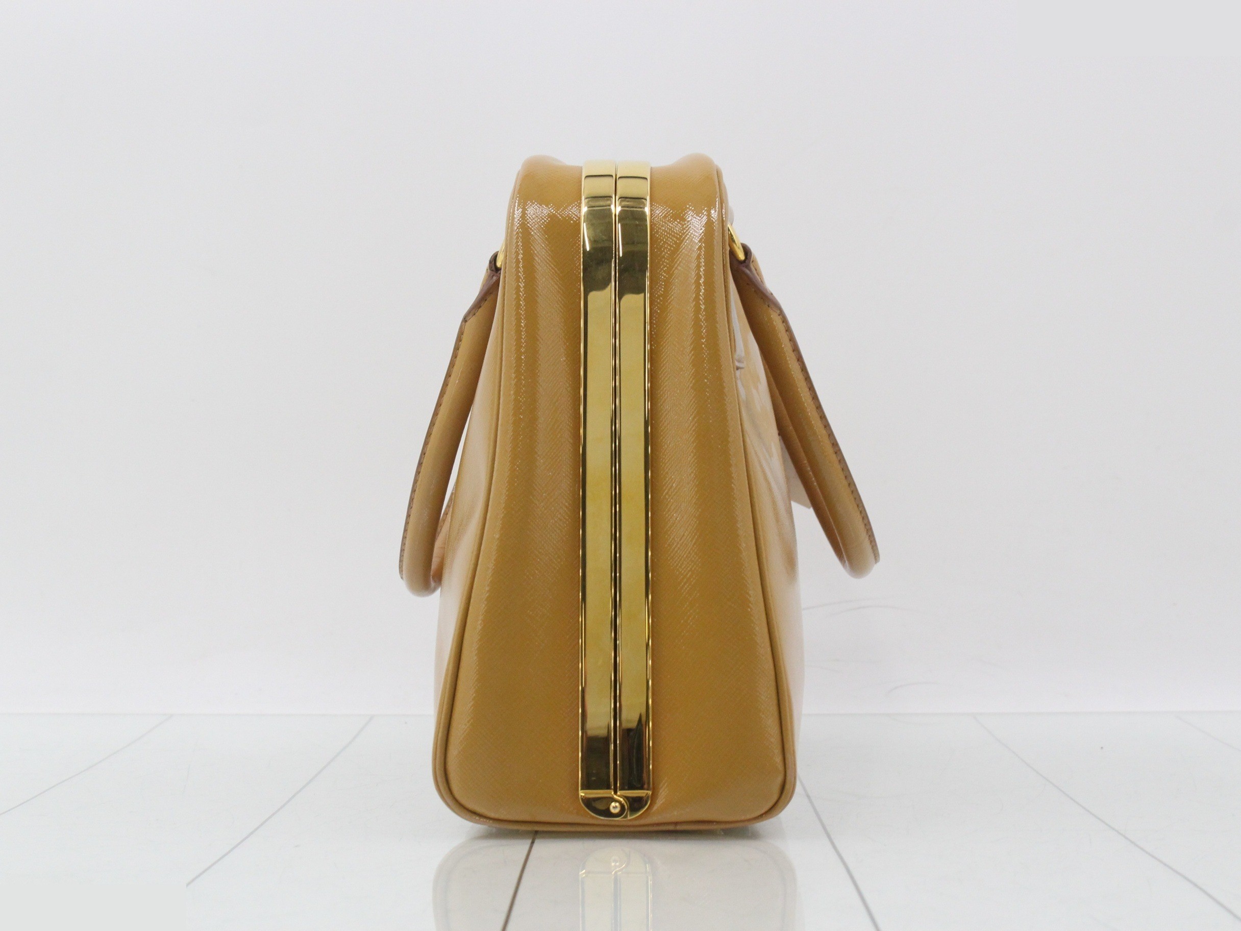 Enamel Triangle Plate Handbag — view 4