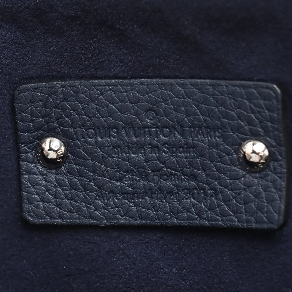 LV Circle East Side Zipped Tote M53436 UB1137 Navy No Pull Leather — view 12