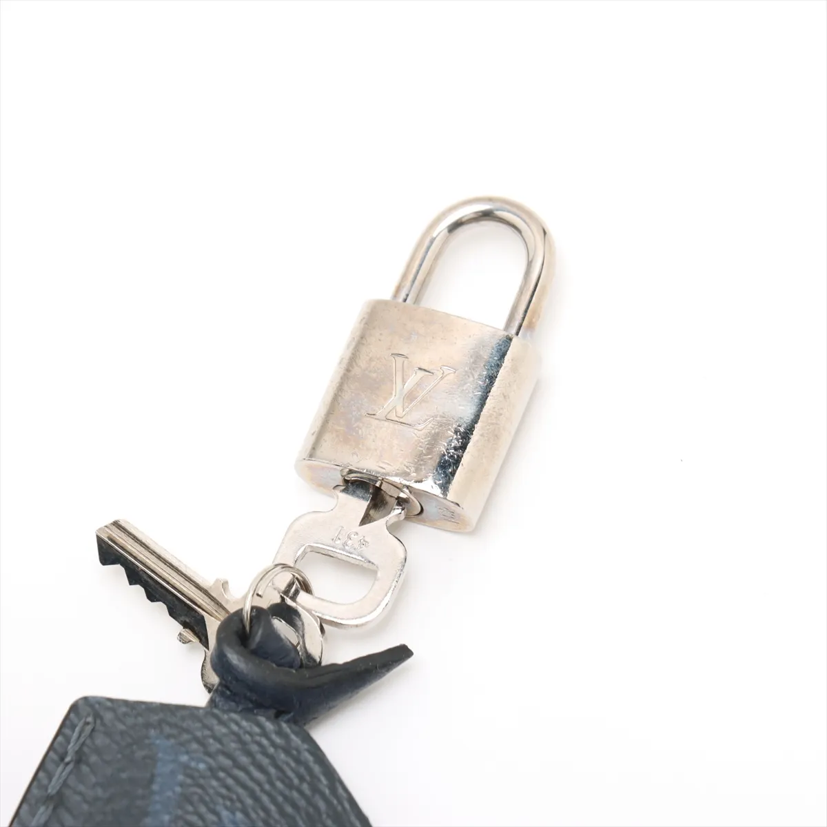 LV Circle East Side Zipped Tote M53436 UB1137 Navy No Pull Leather — view 15