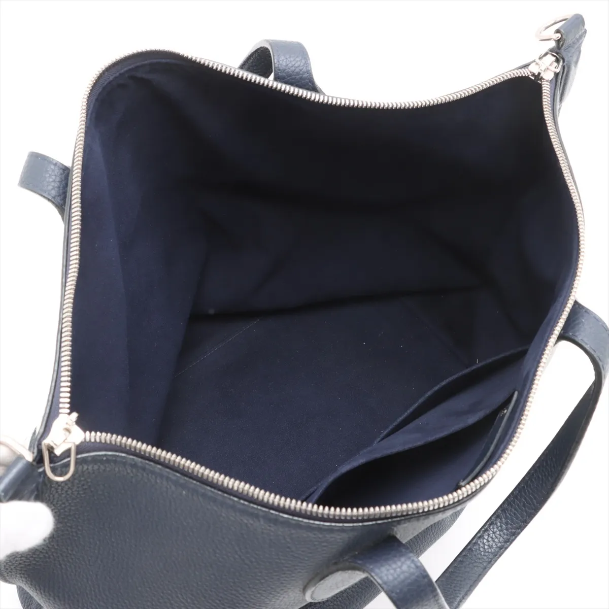 LV Circle East Side Zipped Tote M53436 UB1137 Navy No Pull Leather — view 8