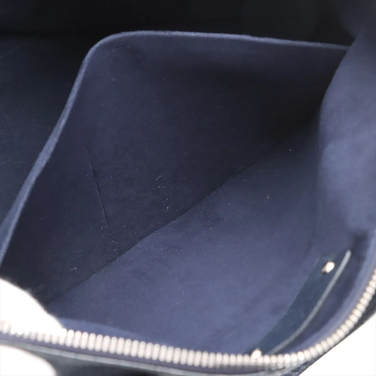 LV Circle East Side Zipped Tote M53436 UB1137 Navy No Pull Leather — view 9
