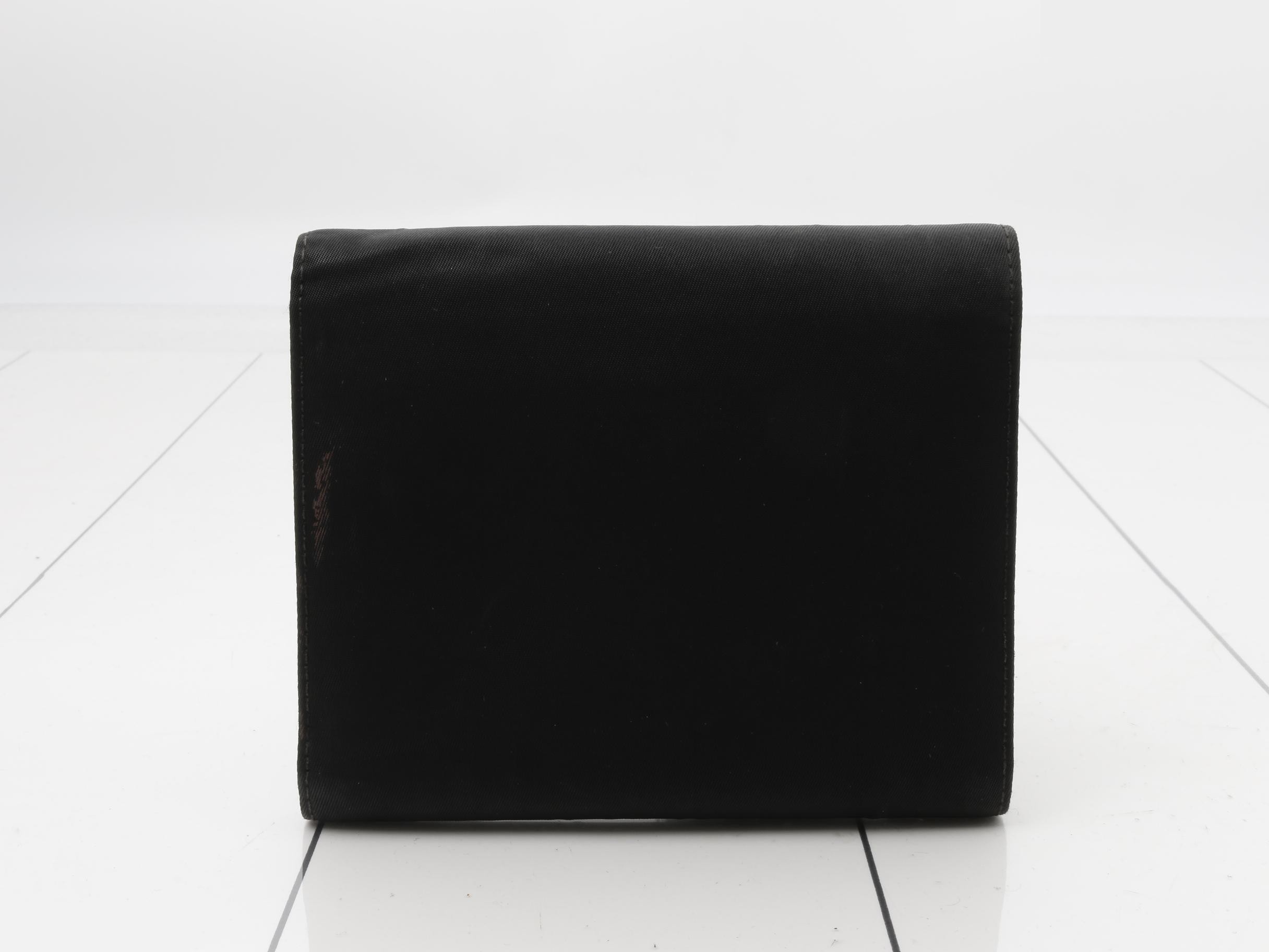 Tri-fold wallet, nylon, logo plate — view 2