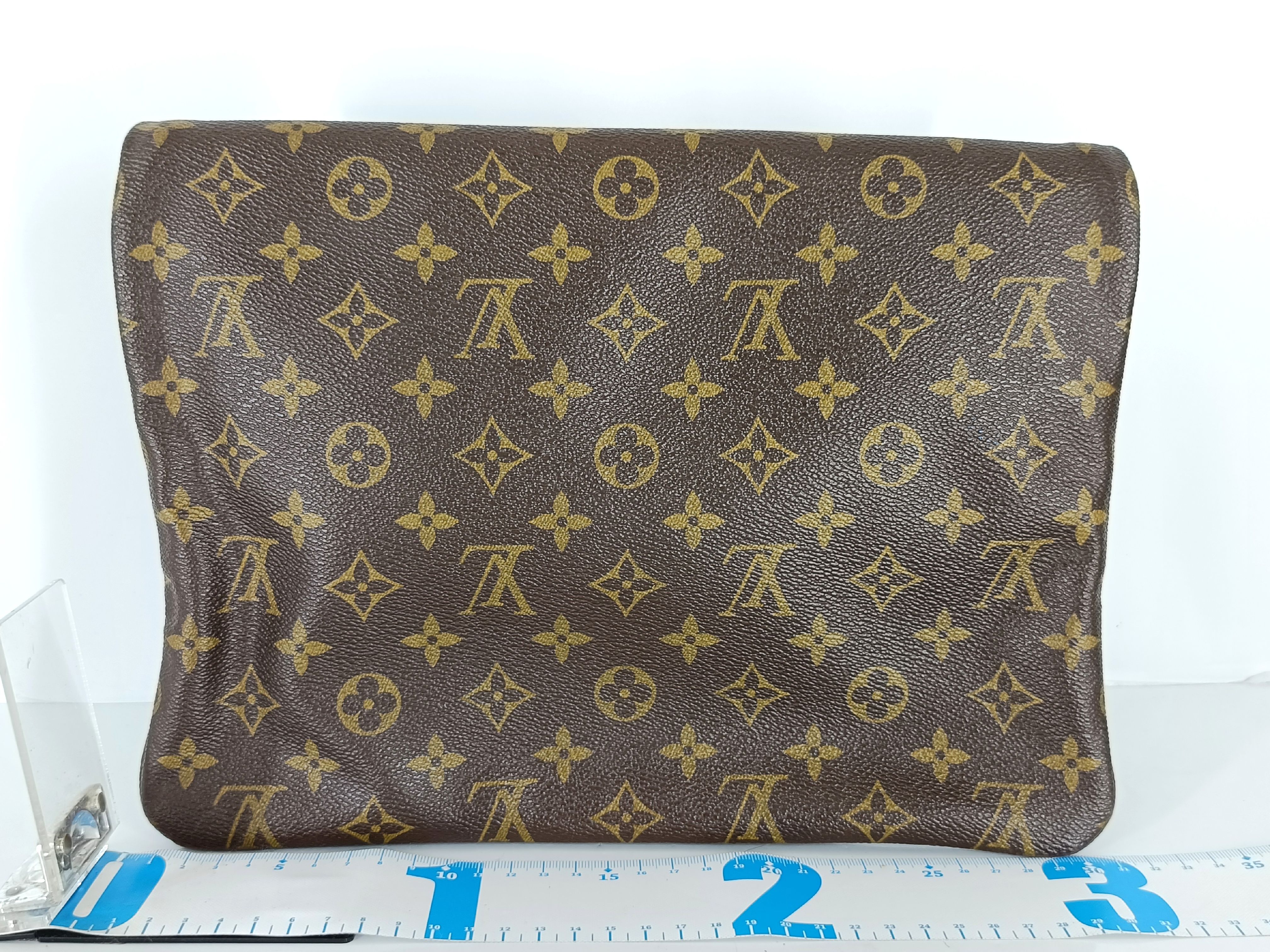 Monogram LV Monogram Pochette Priant Clutch Bag M51805 Clutch Bag — view 2