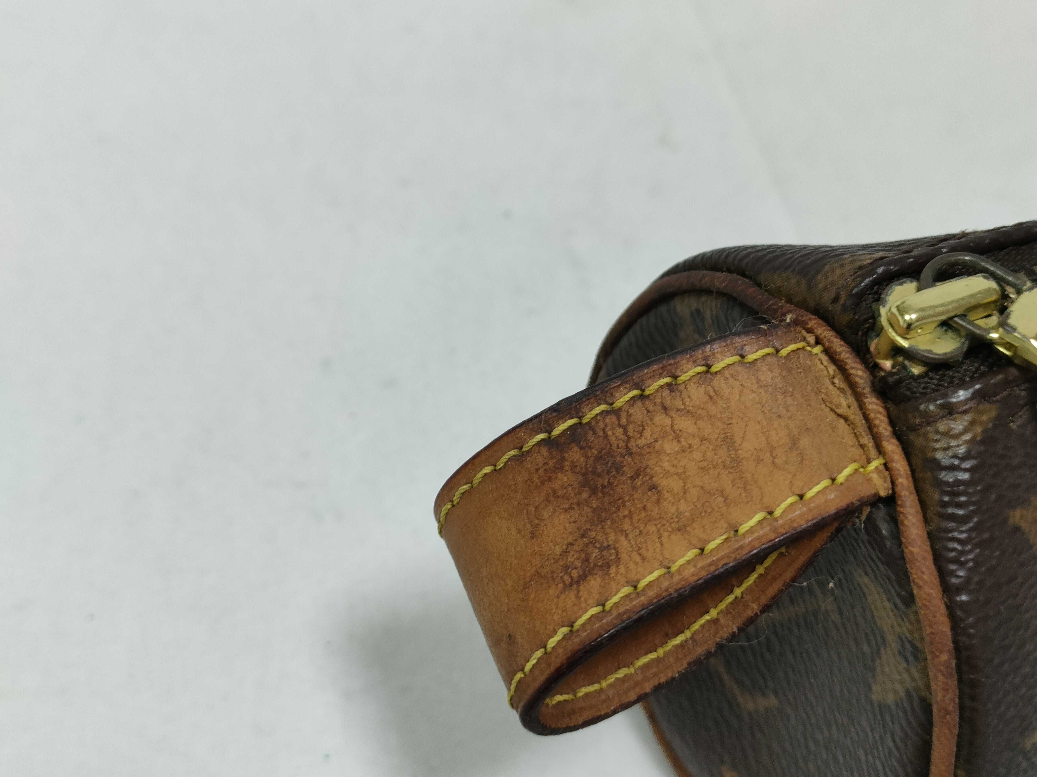Monogram Louis Vuitton Pouch — view 8