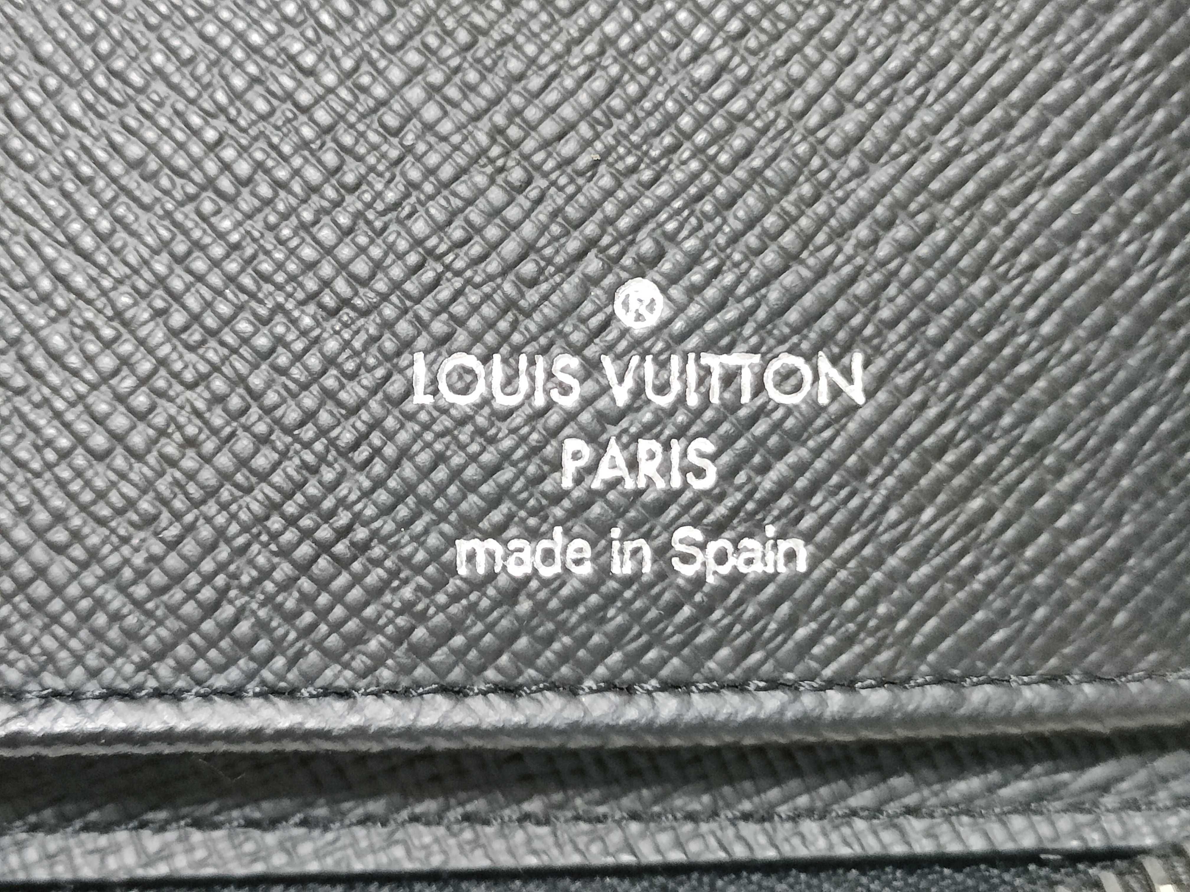Epi Leather Vertical Wallet M60965 — view 14