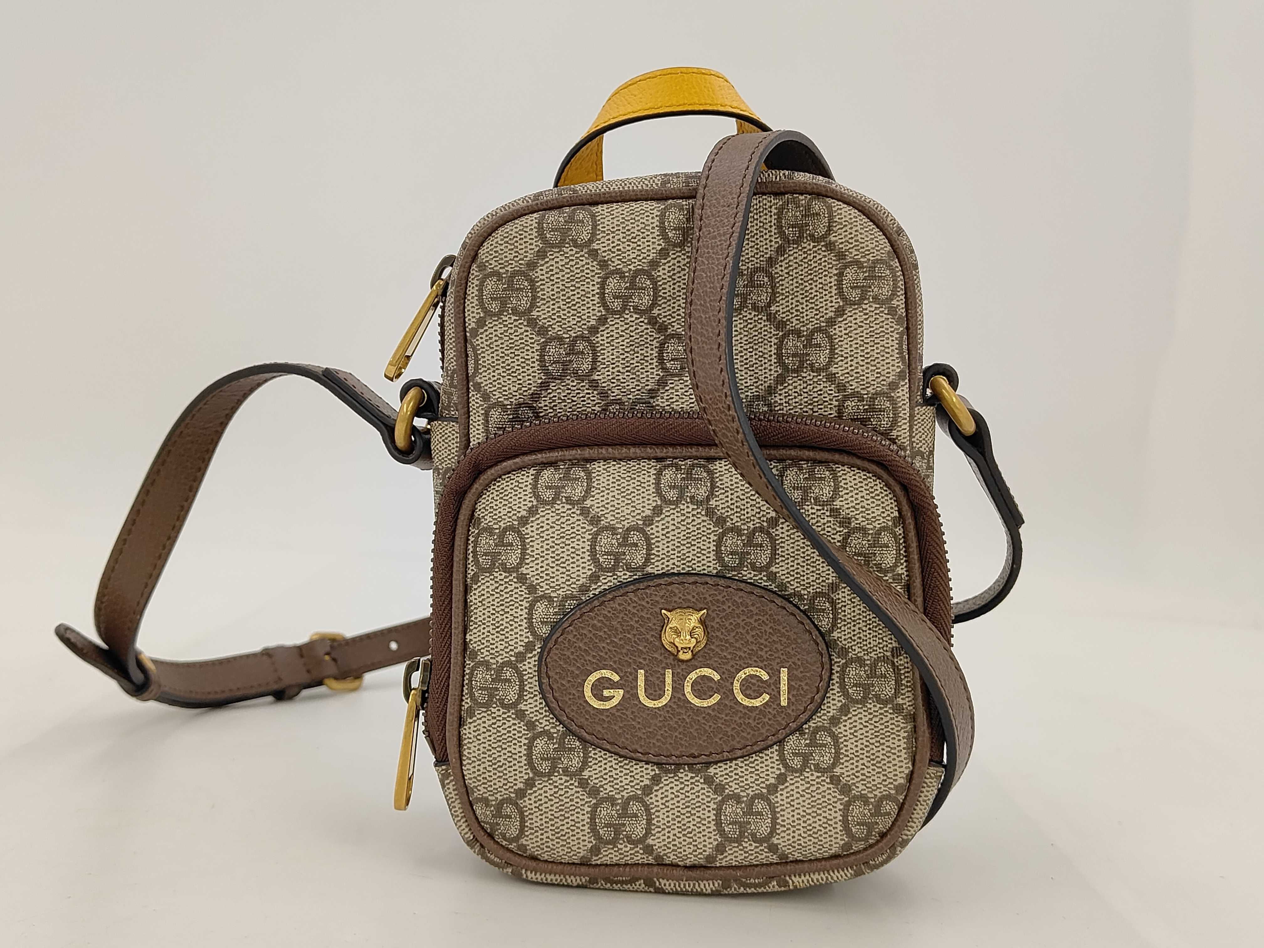 GG Supreme Tiger Head Shoulder Bag