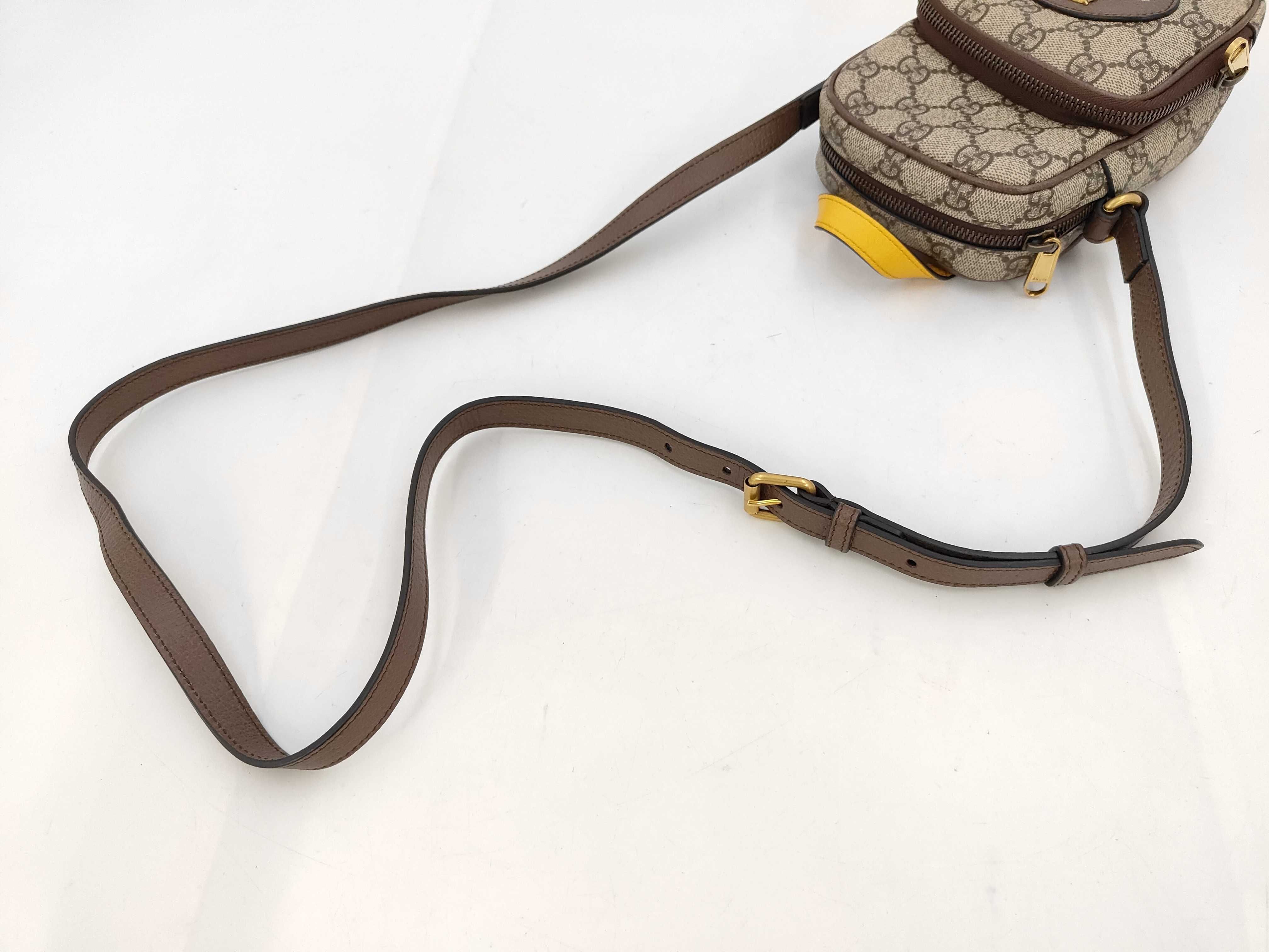 GG Supreme Tiger Head Shoulder Bag — view 4