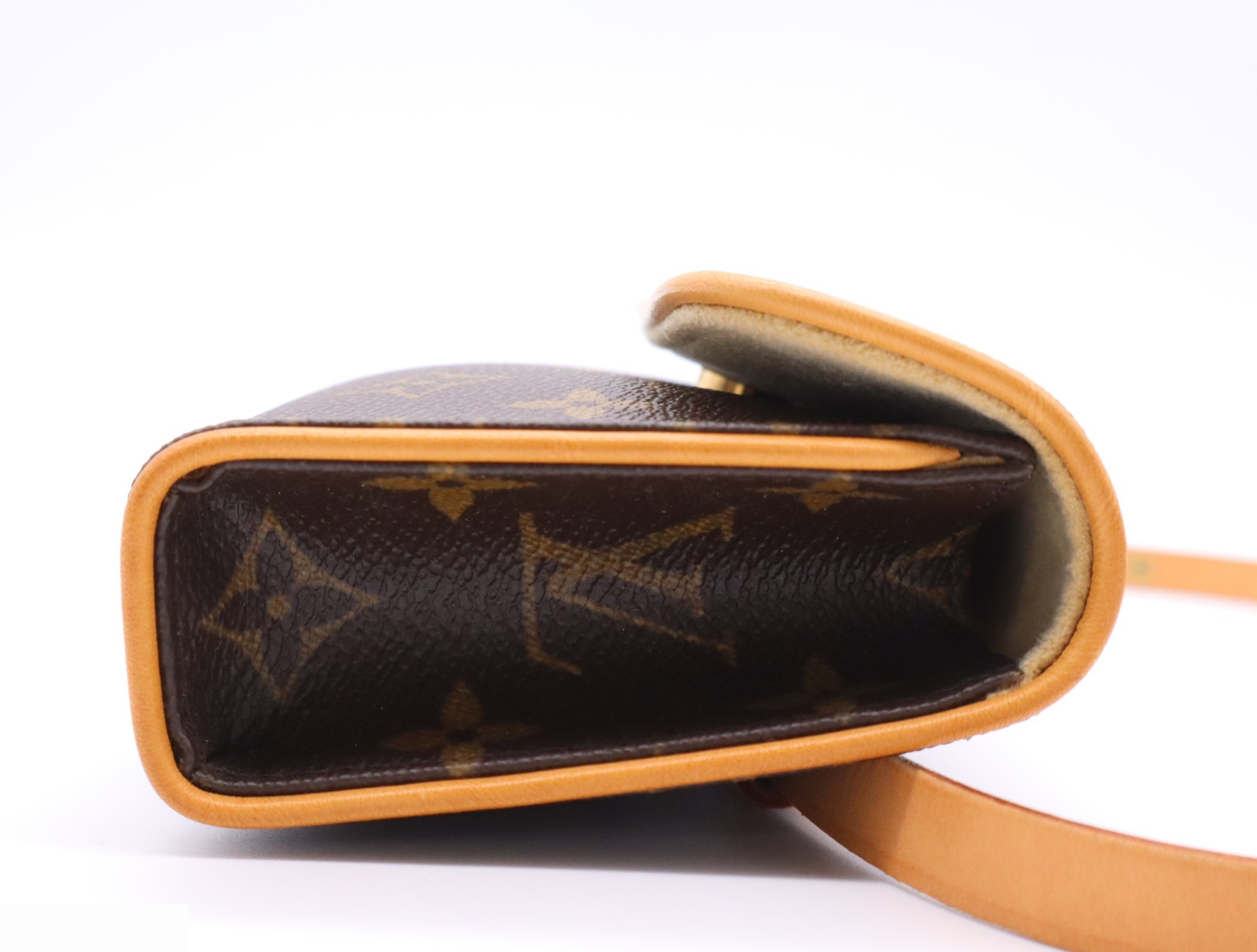 Florentine Pochette with Shoulder Strap — view 5