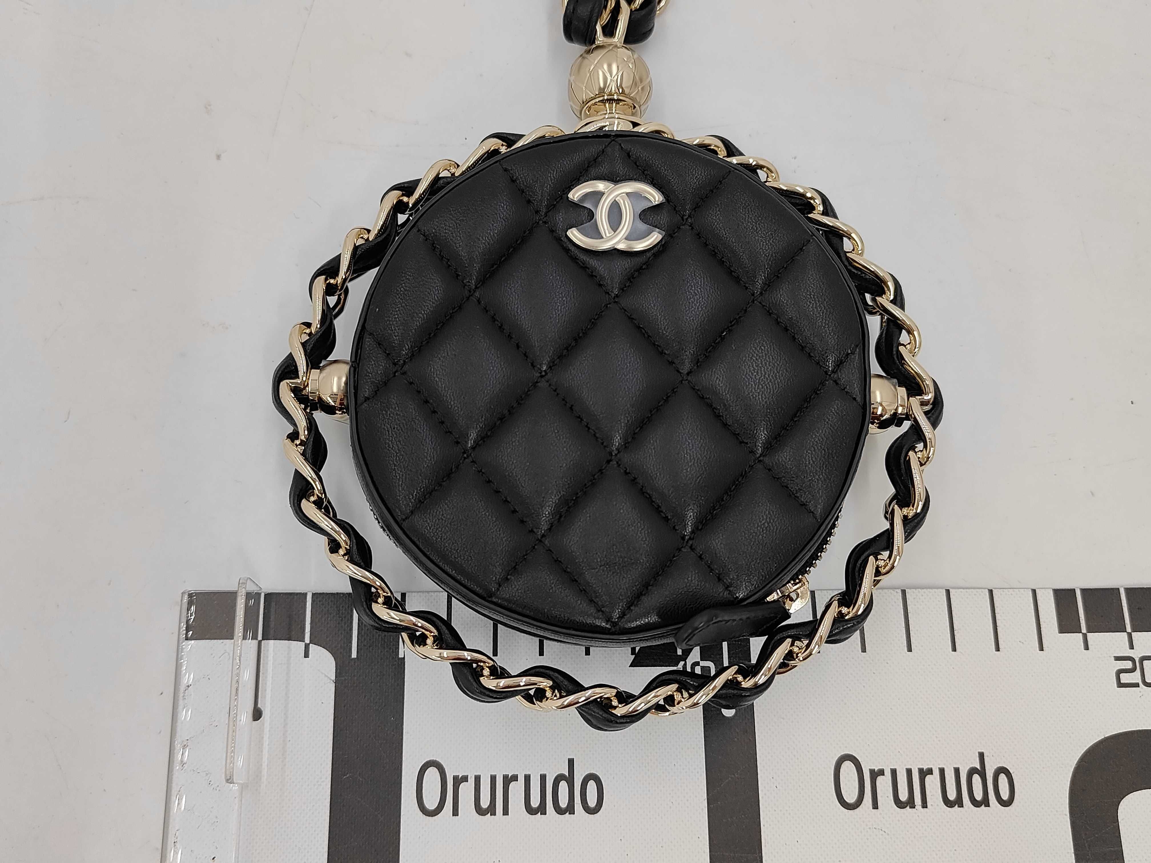 Matelassé Round Chain Shoulder Bag, Black Lambskin, Gold Hardware. — view 2