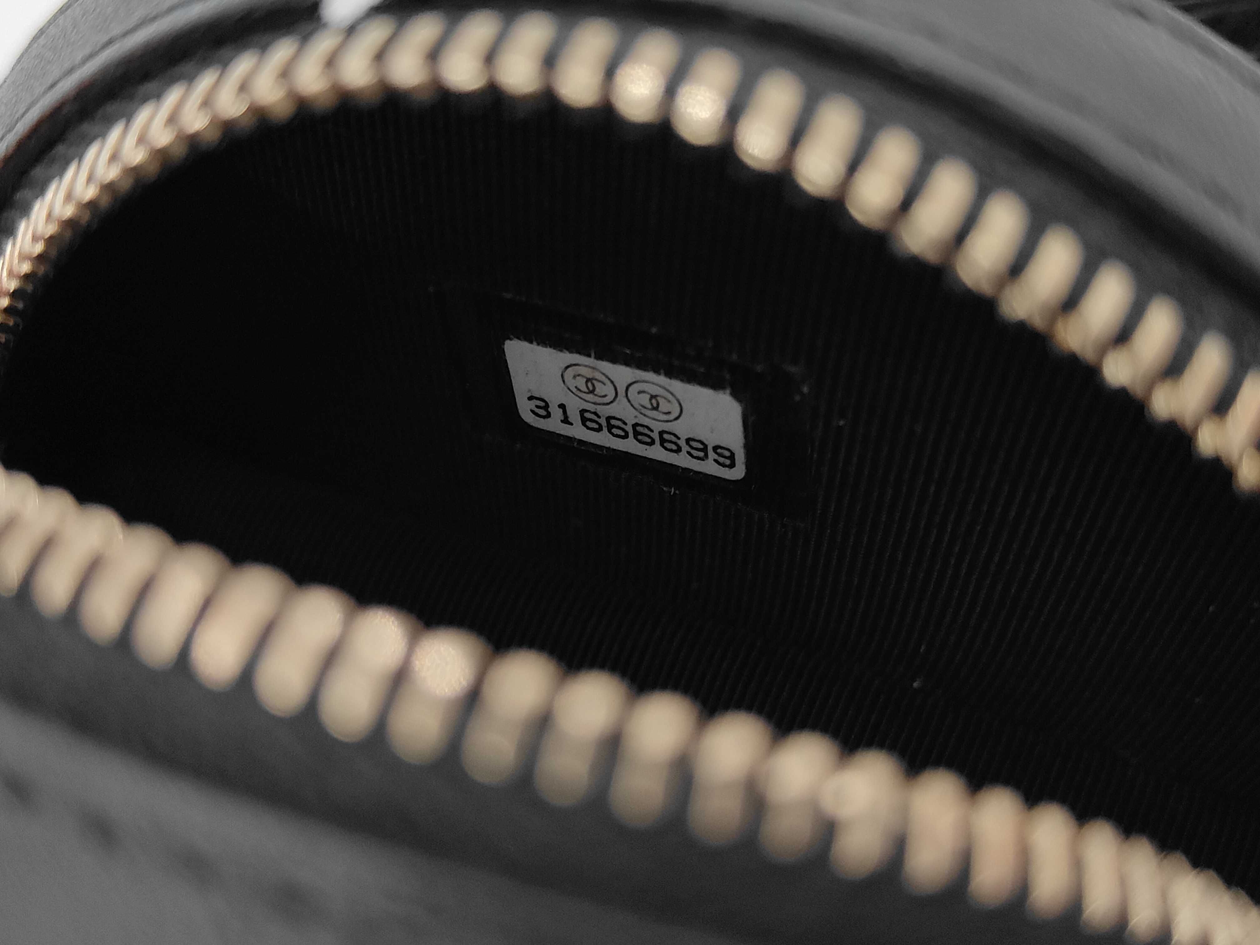 Matelassé Round Chain Shoulder Bag, Black Lambskin, Gold Hardware. — view 8