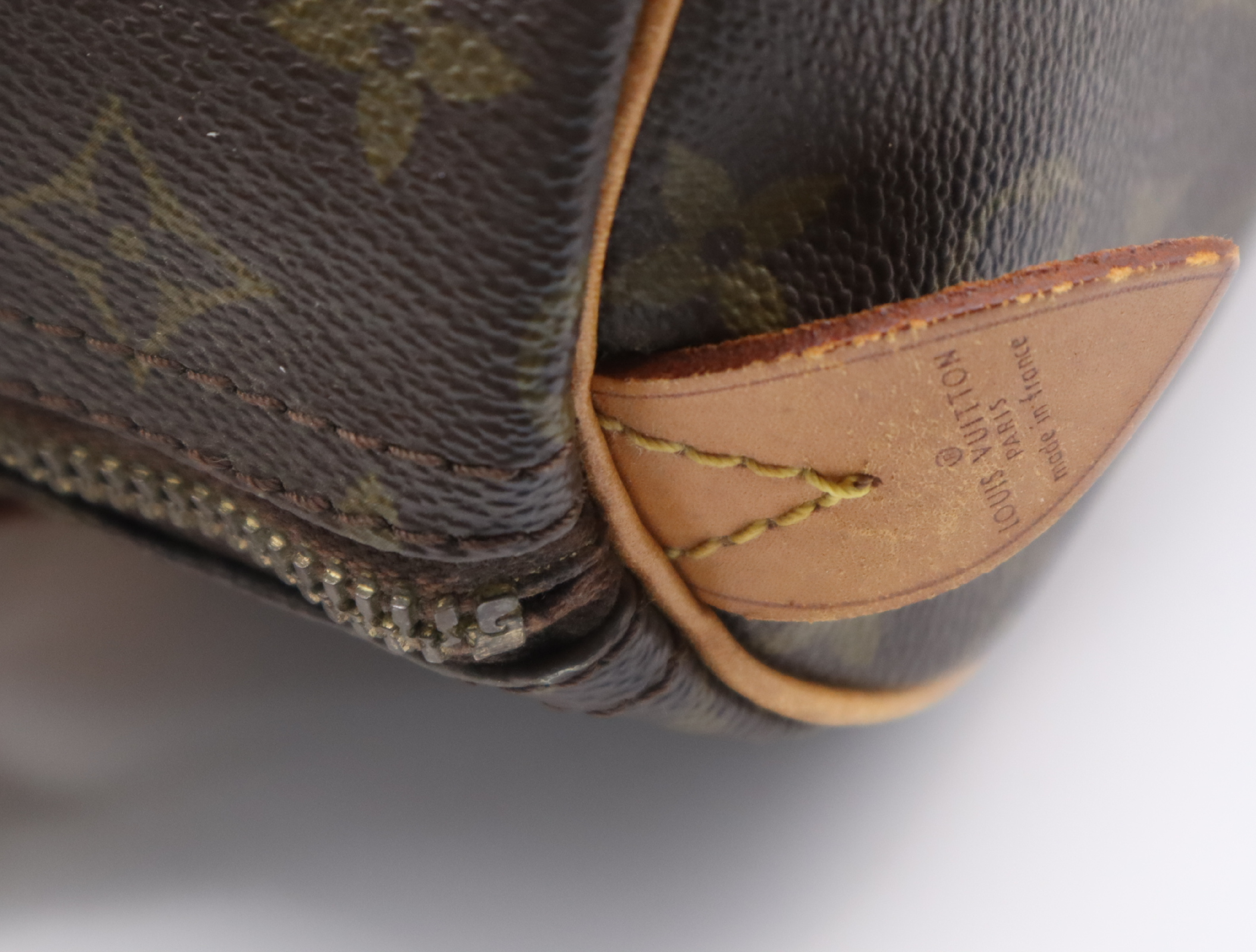 M41526 Monogram Speedy 30 Handbag — view 11
