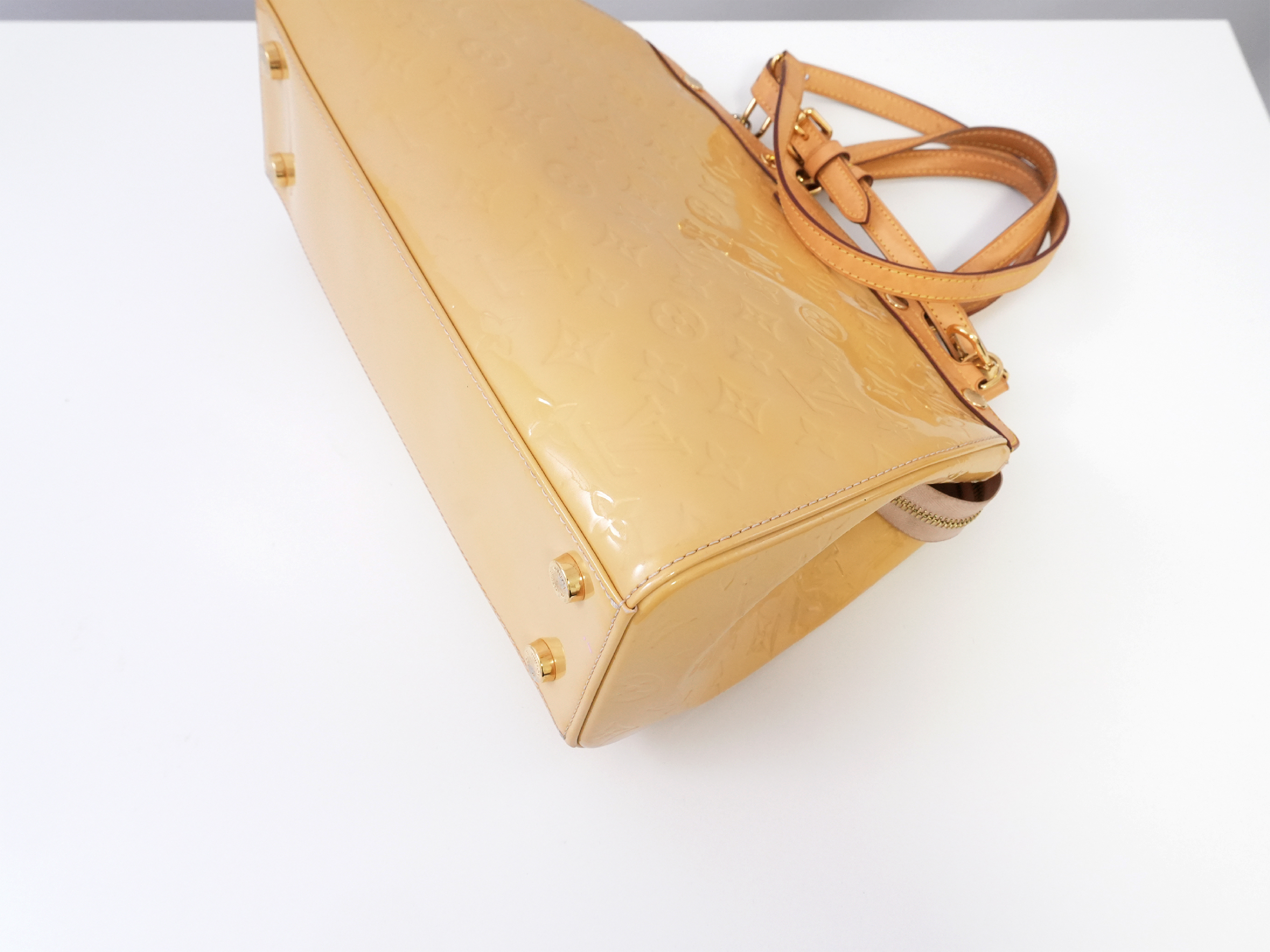 Vernis Blair MM M90180 Handbag — view 14